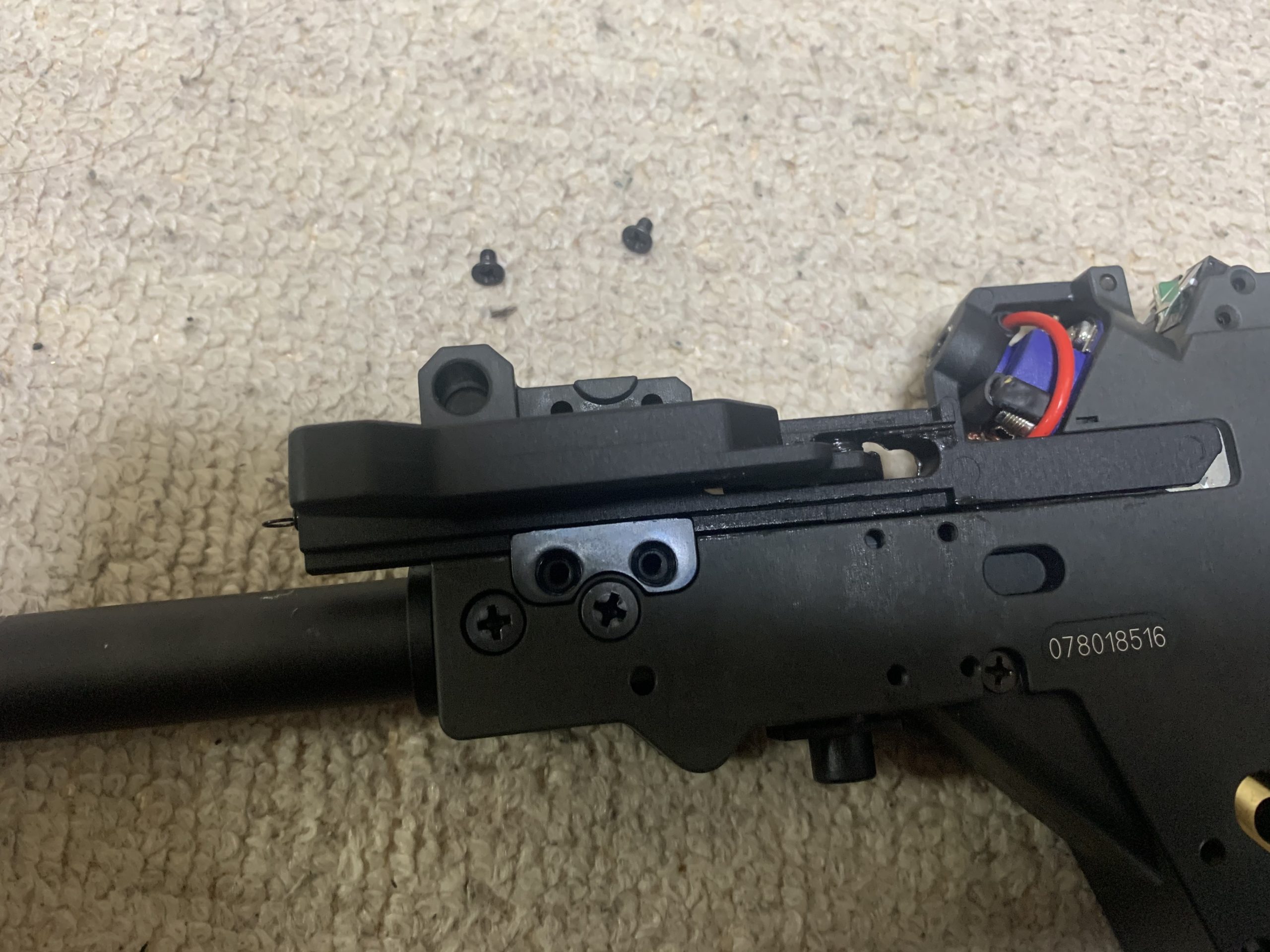 KRYTAC KRISS VECTORチャージングハンドルプレート2