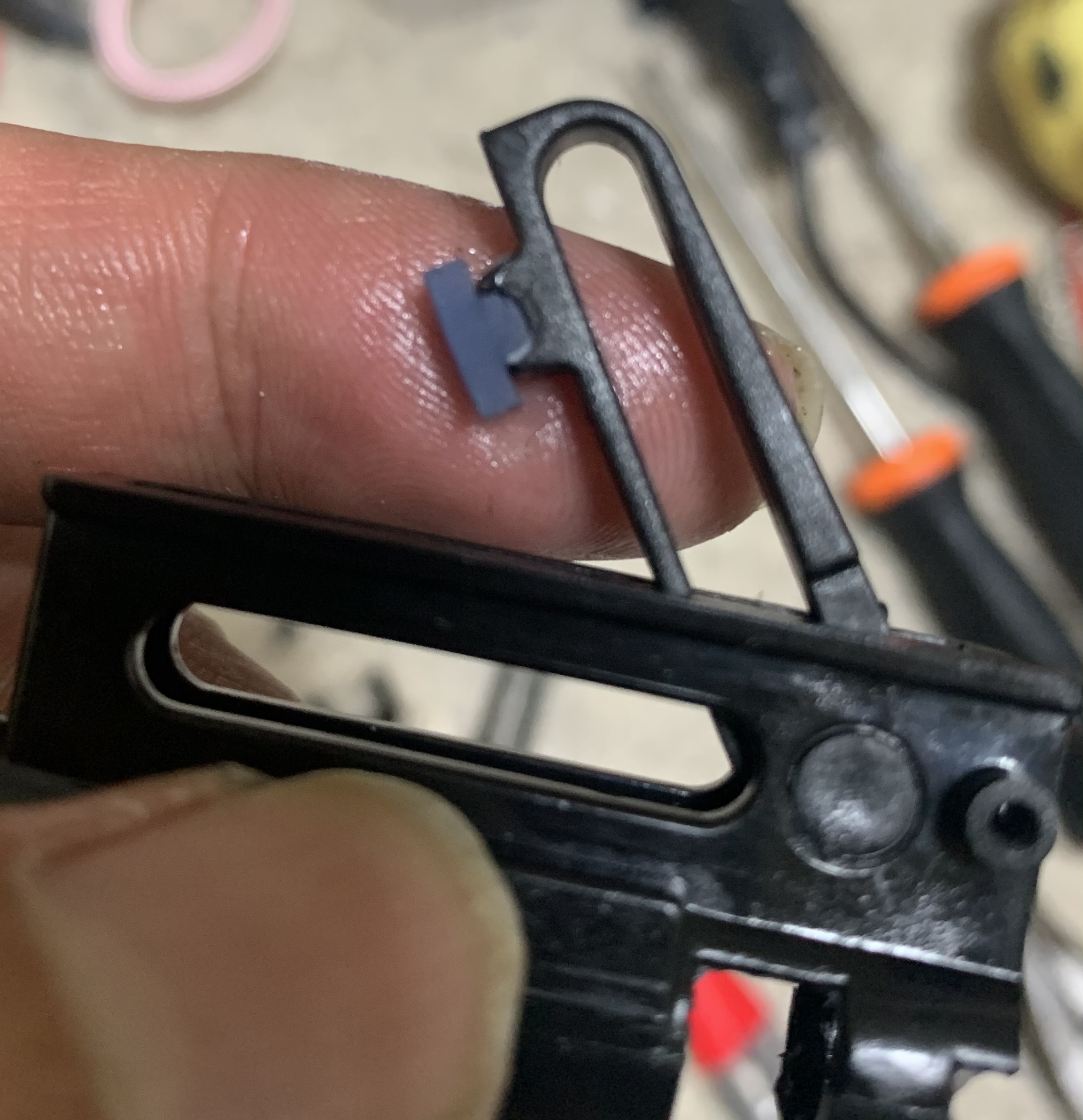 LCT AK74 NV 猫撫でホップ取り付け