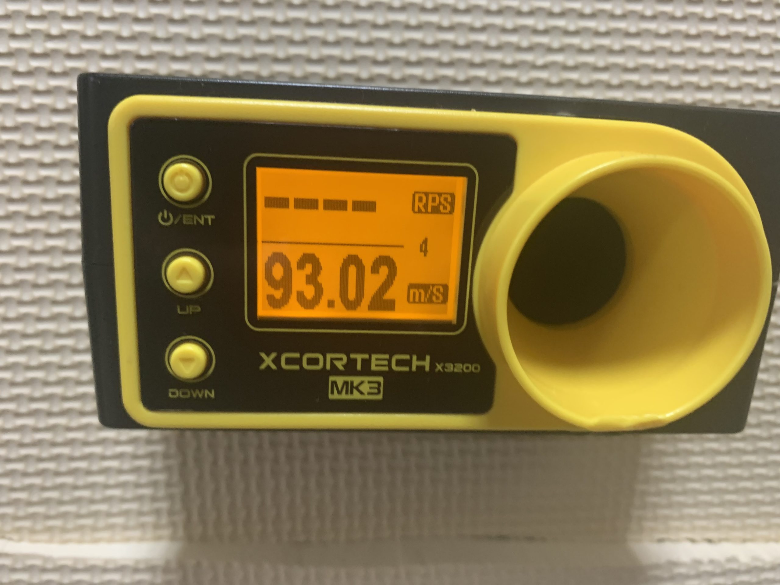 LCT AK74 NV 初速計測、初速は0.2gで93.02m/s