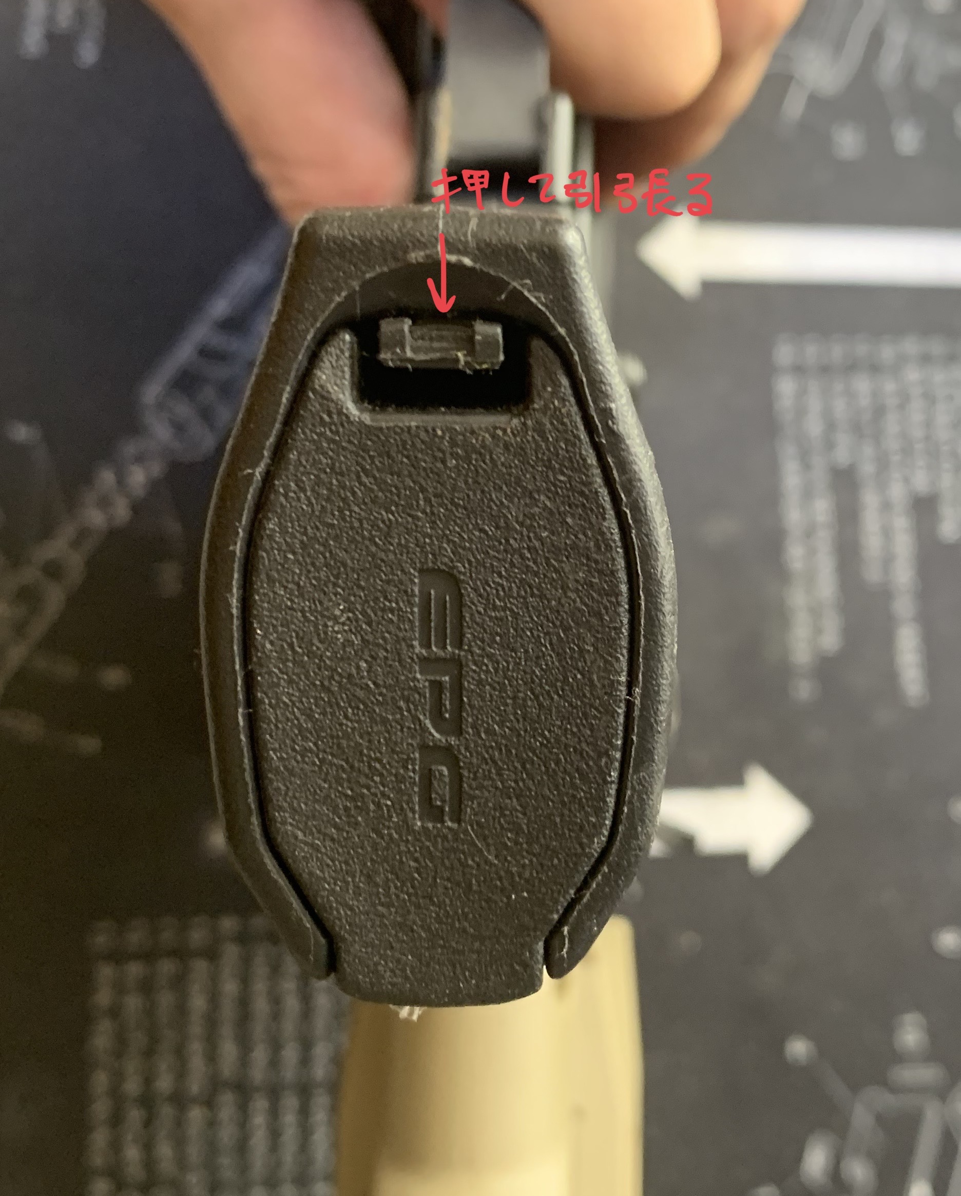 東京マルイ　CQBR ブロック1 グリップを握った感じ