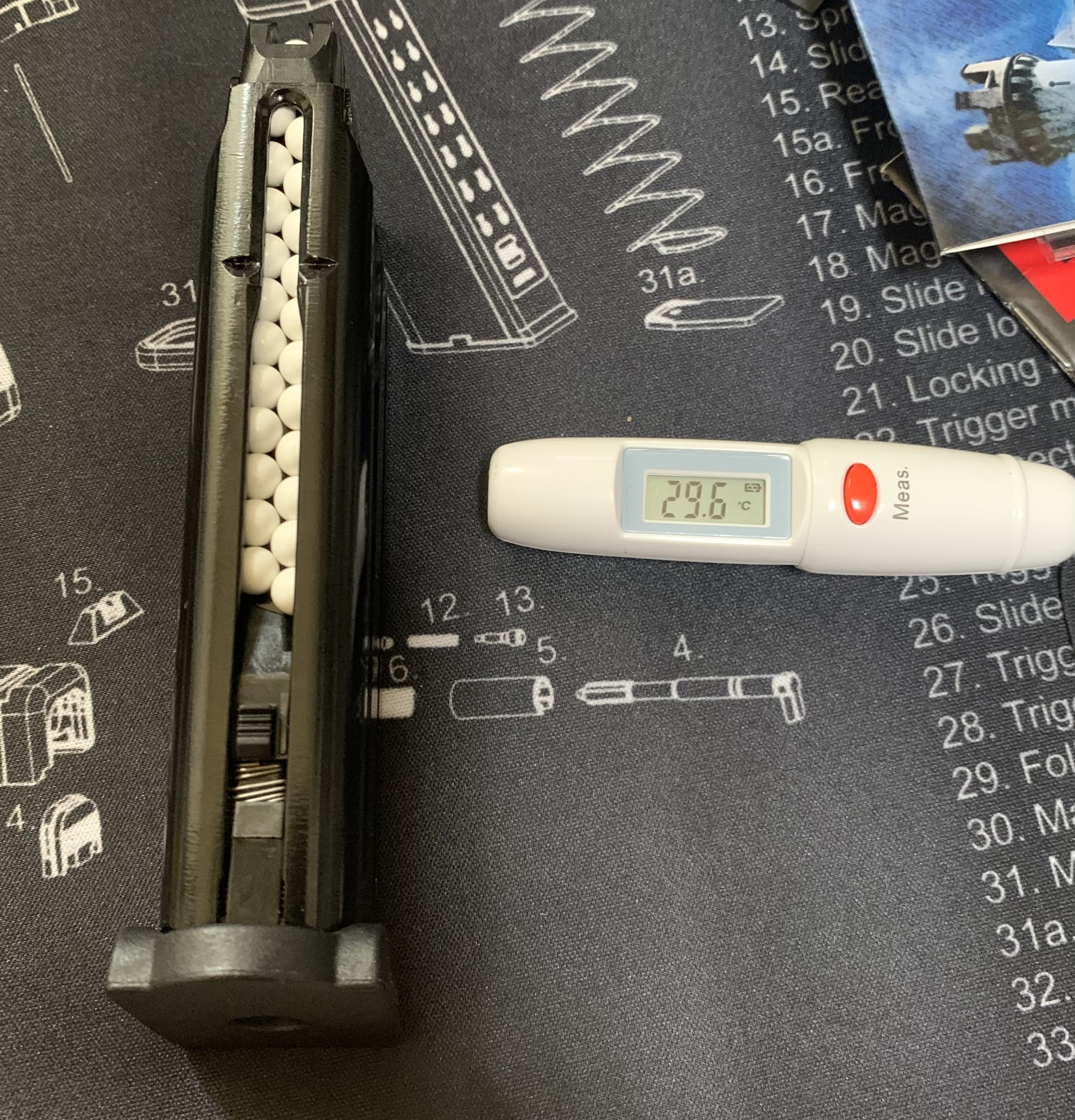 UMAREX/VFC HK VP9(SFP9) マガジン表面温度、29.6℃