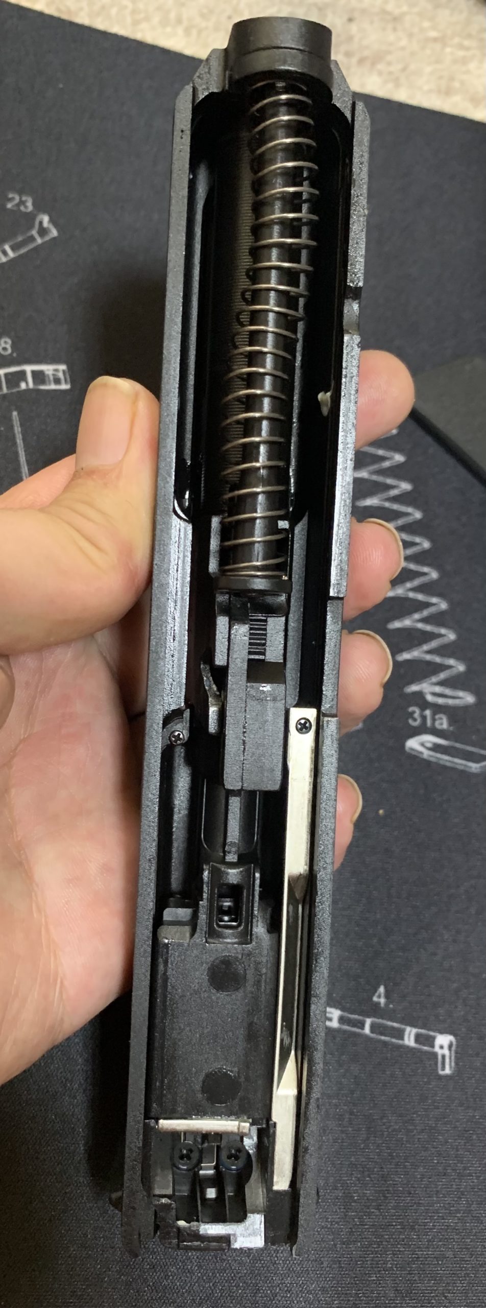 UMAREX/VFC HK VP9(SFP9) スライドの内側