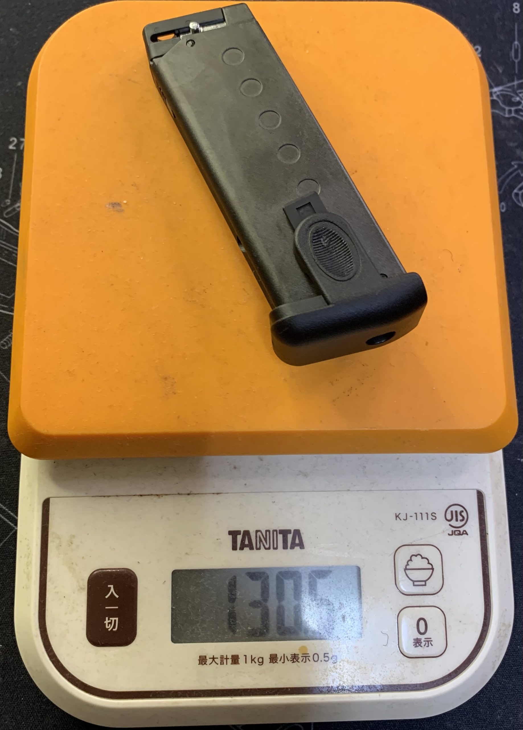 東京マルイ　CURVE マガジン重量　1マグファイア