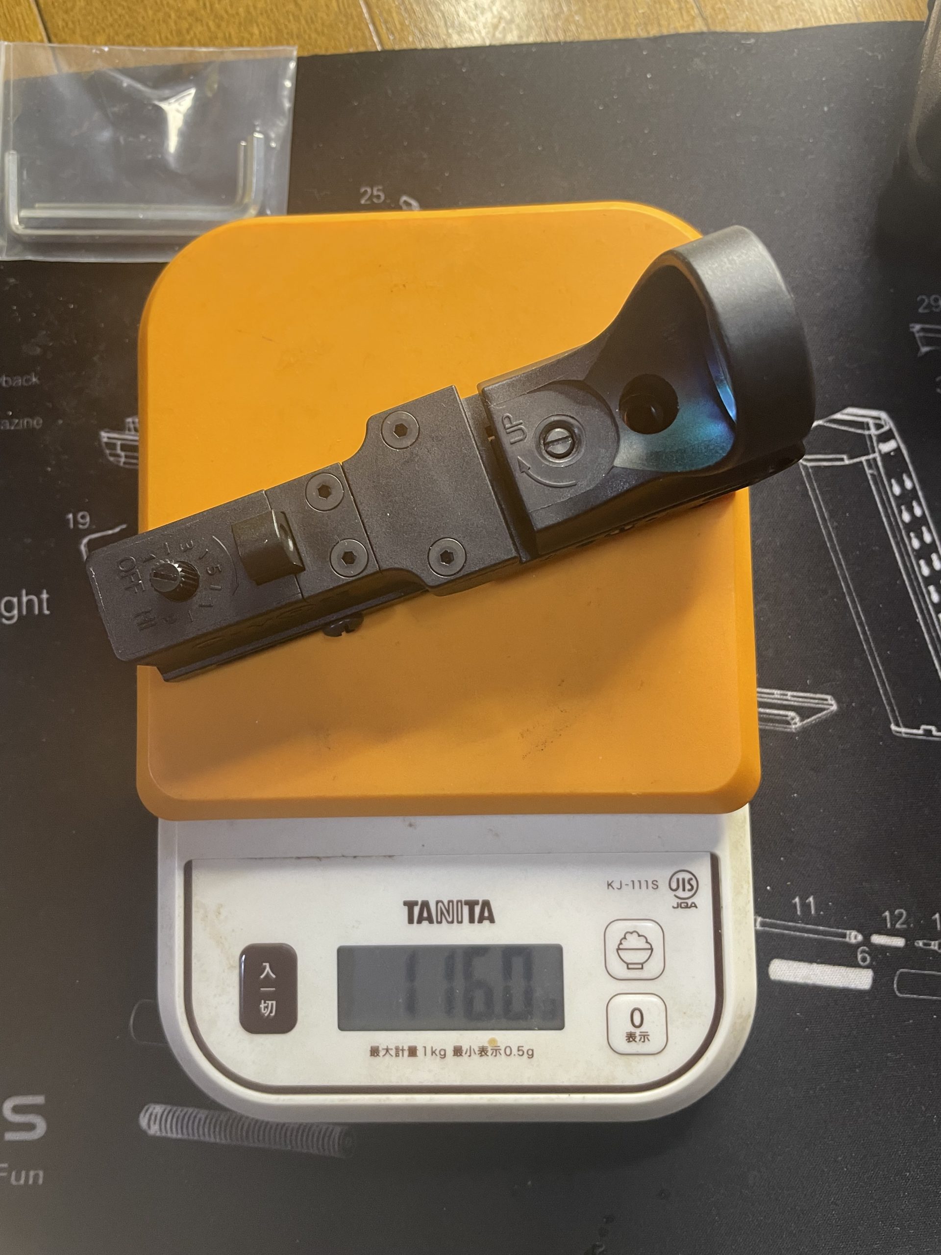 SOTAC C-MORE ドットサイト　レプリカ　重量