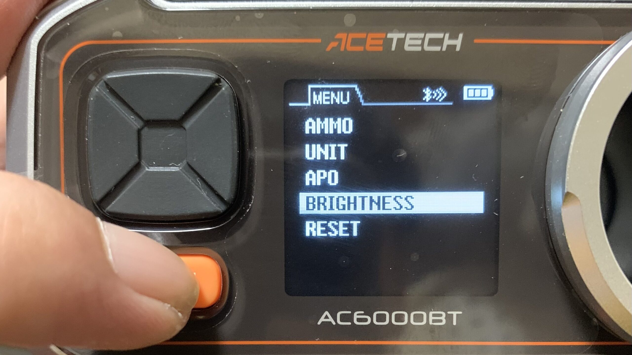 acetecac6000bt 画面の輝度調整