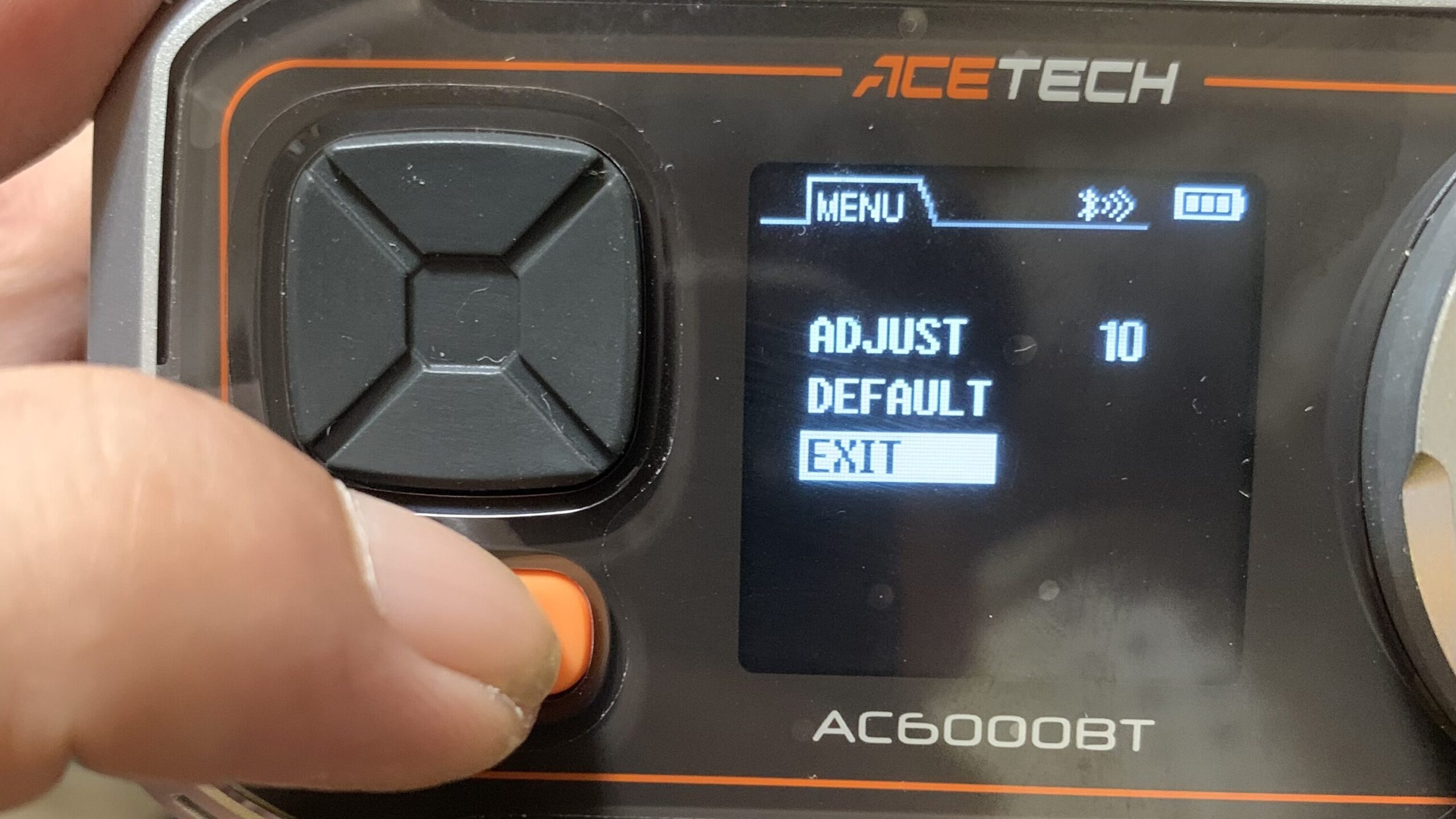 acetecac6000bt 画面輝度調整
