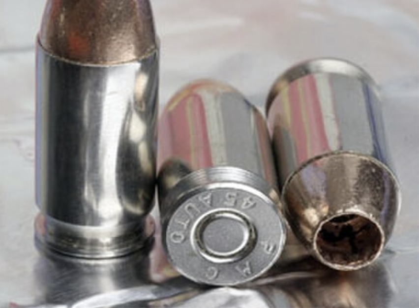 .45 ACP JHP 出典:United States Federal Government,Public Domain