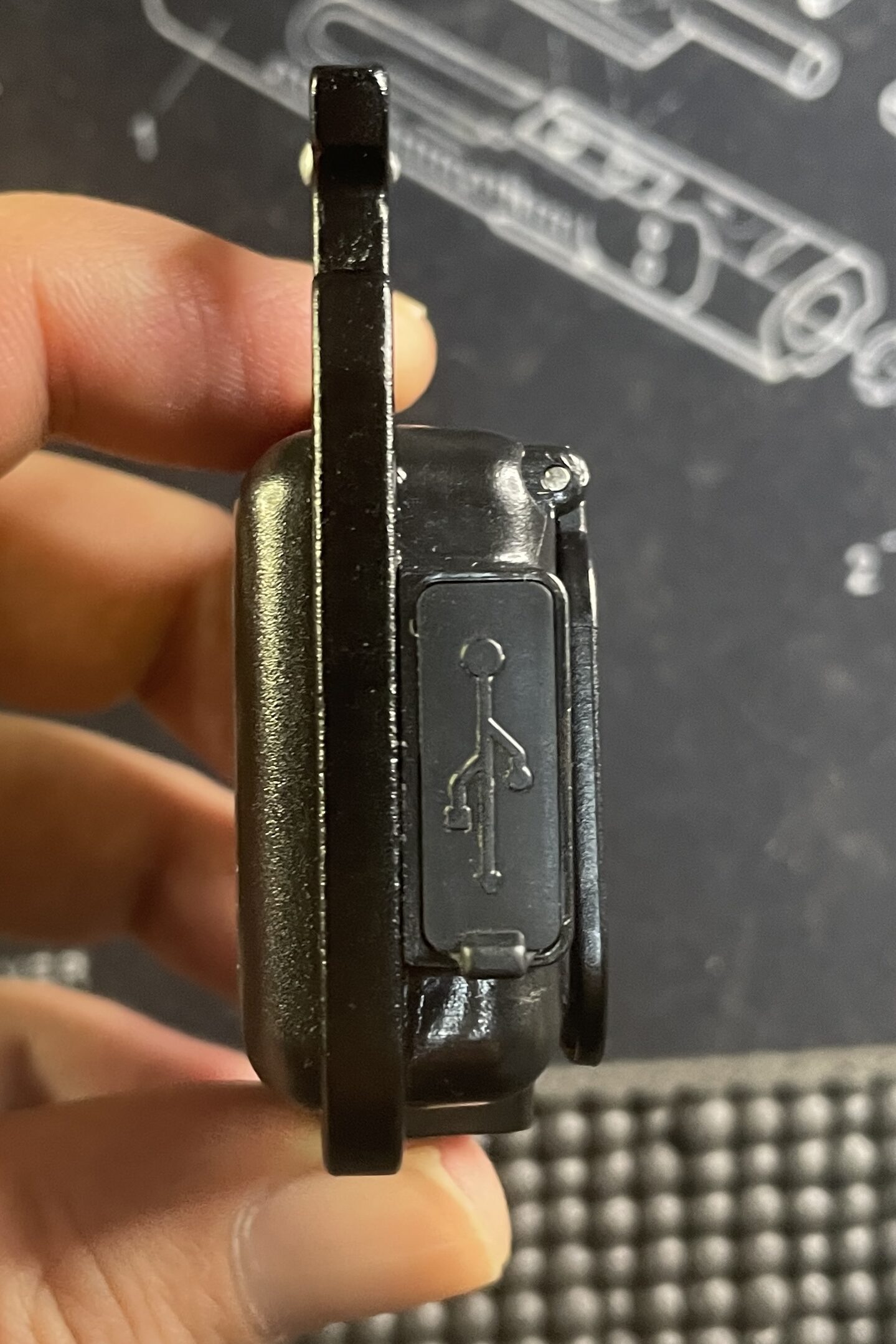 Amazon COB ライト 本体右サイド