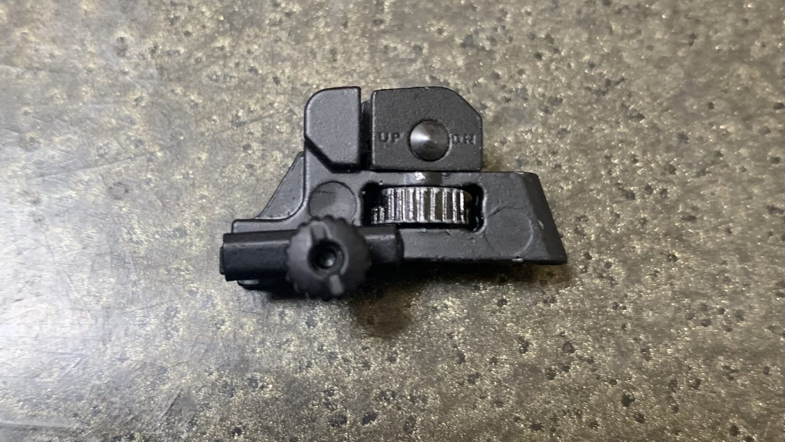 ATI MINI AR-15(M4A1 RIS) 金属スケールモデル リアサイト