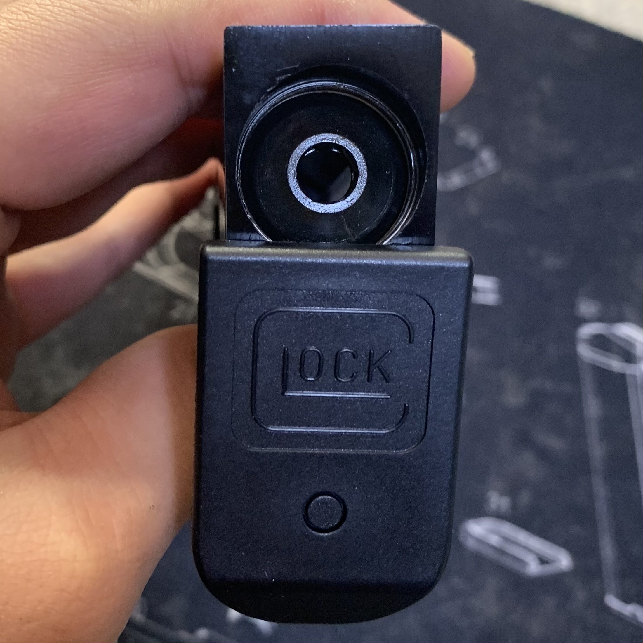 BATON BGー17(グロック17 GEN.5) CO2GBB 炭酸ボンベ固定スクリュー