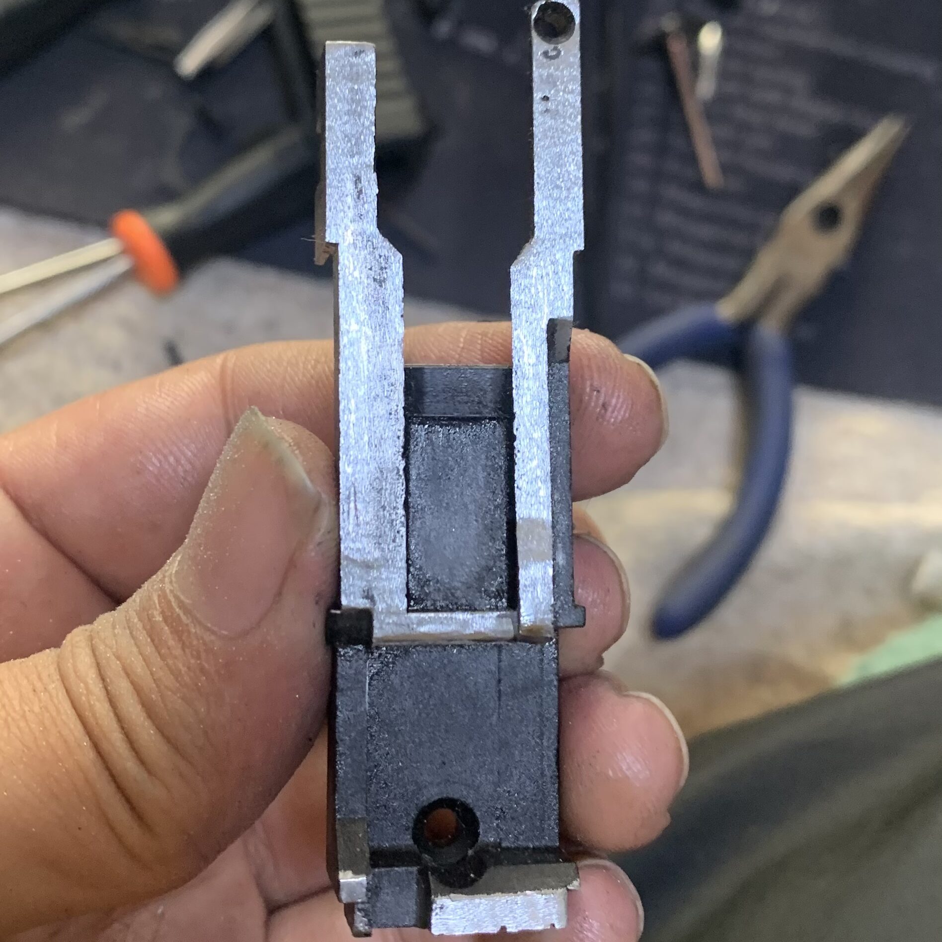 BATON BGー17(グロック17 GEN.5） CO2GBB ブリーチ研磨後