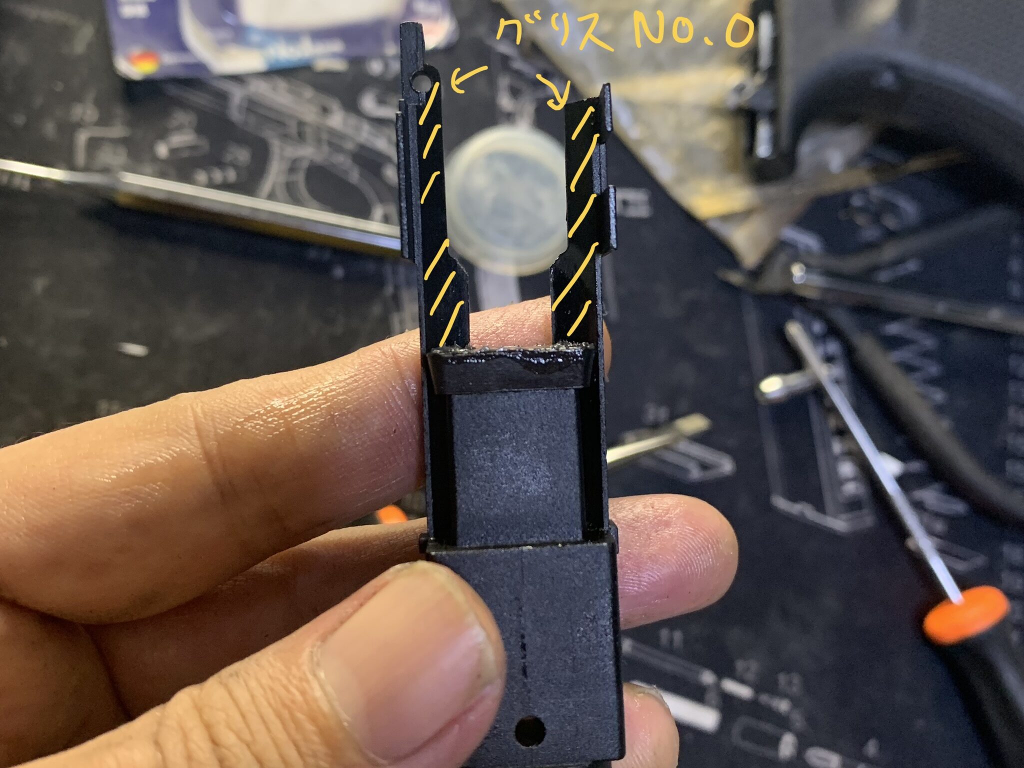 BATON BGー17(グロック17 GEN.5） CO2GBB ブリーチのグリスアップ