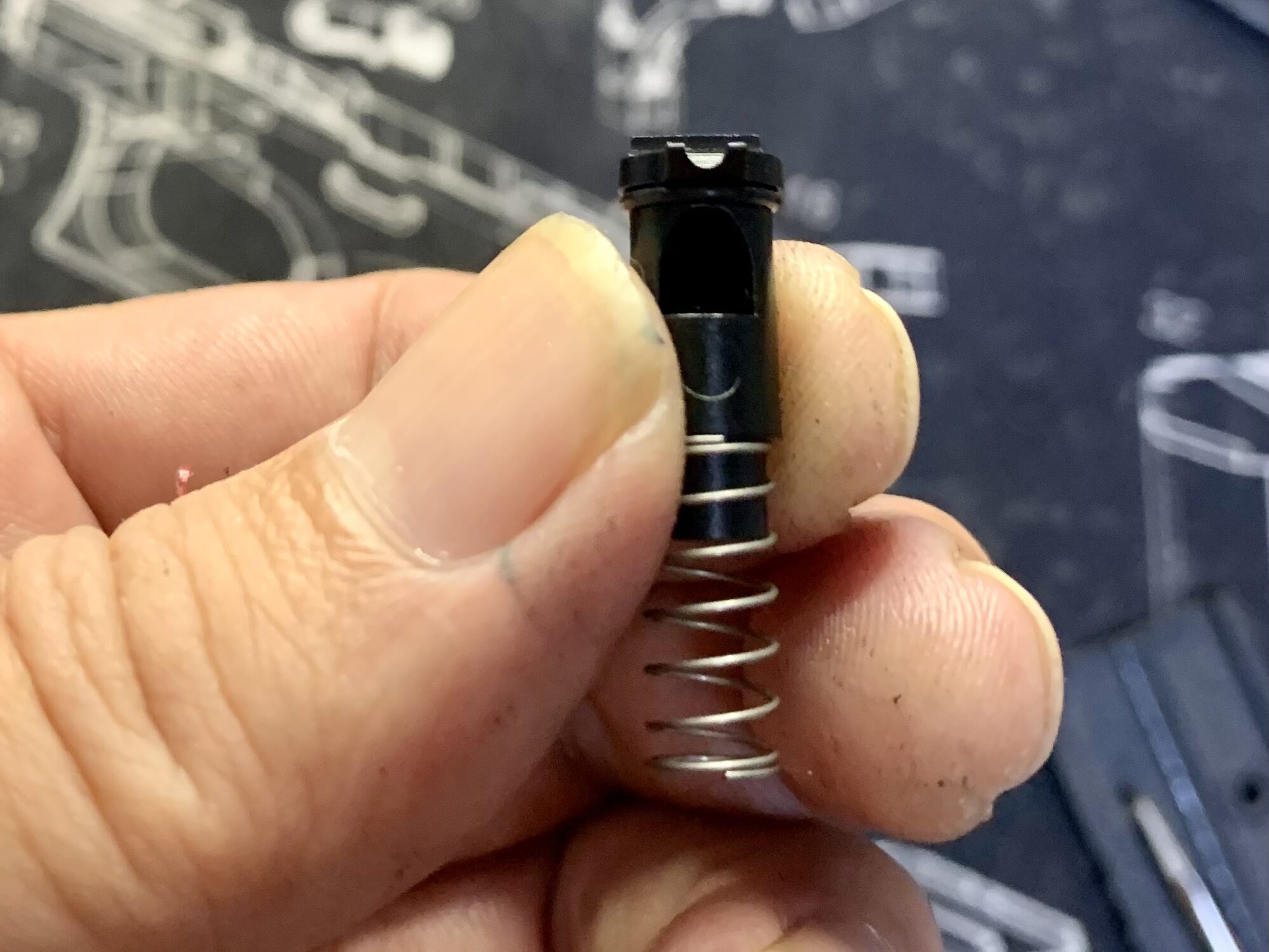 BATON BGー17(グロック17 GEN.5) CO2GBB フローバルブとスプリング