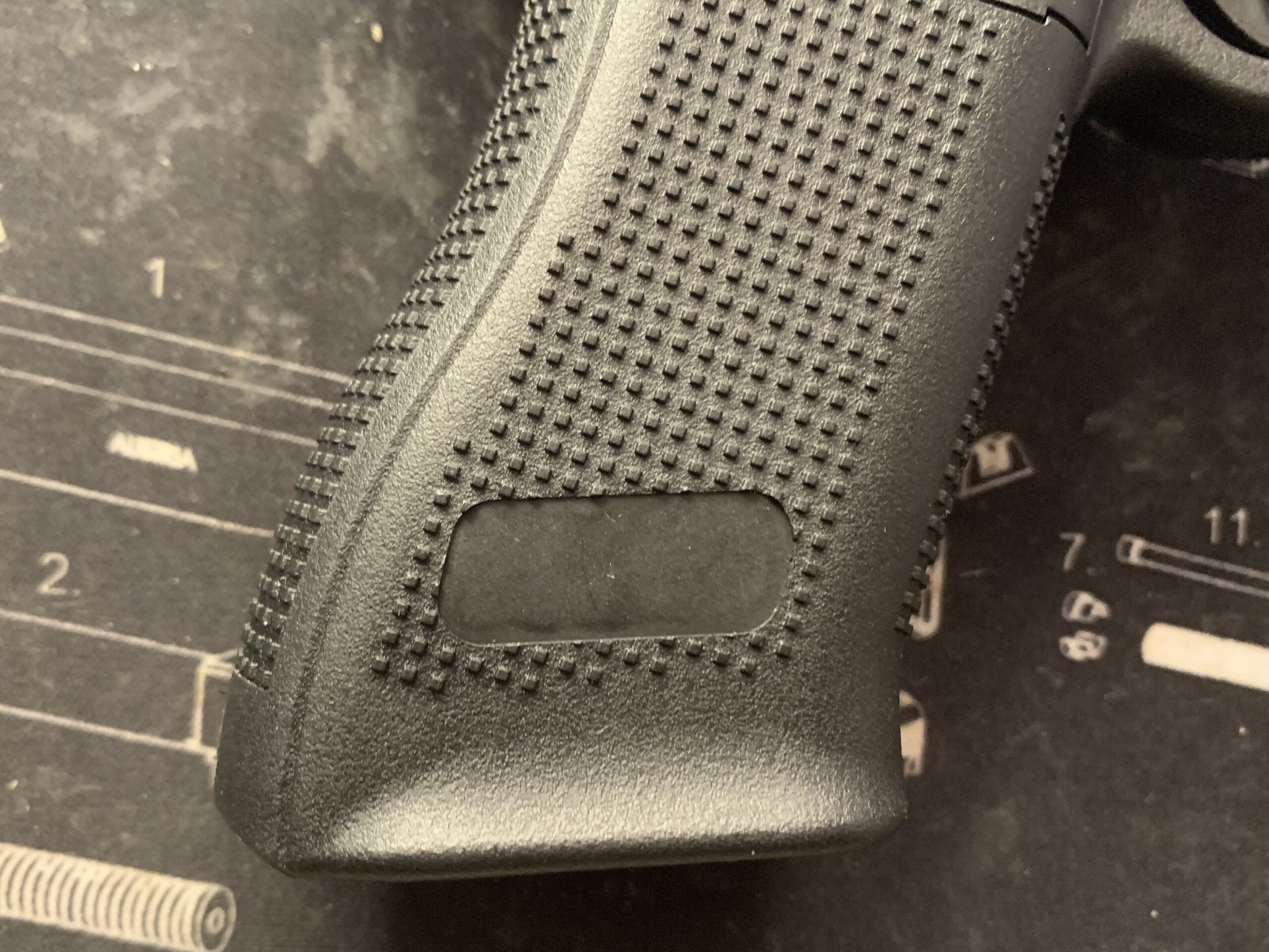 BATON BGー17(グロック17 GEN.5) CO2GBB グリップ右側