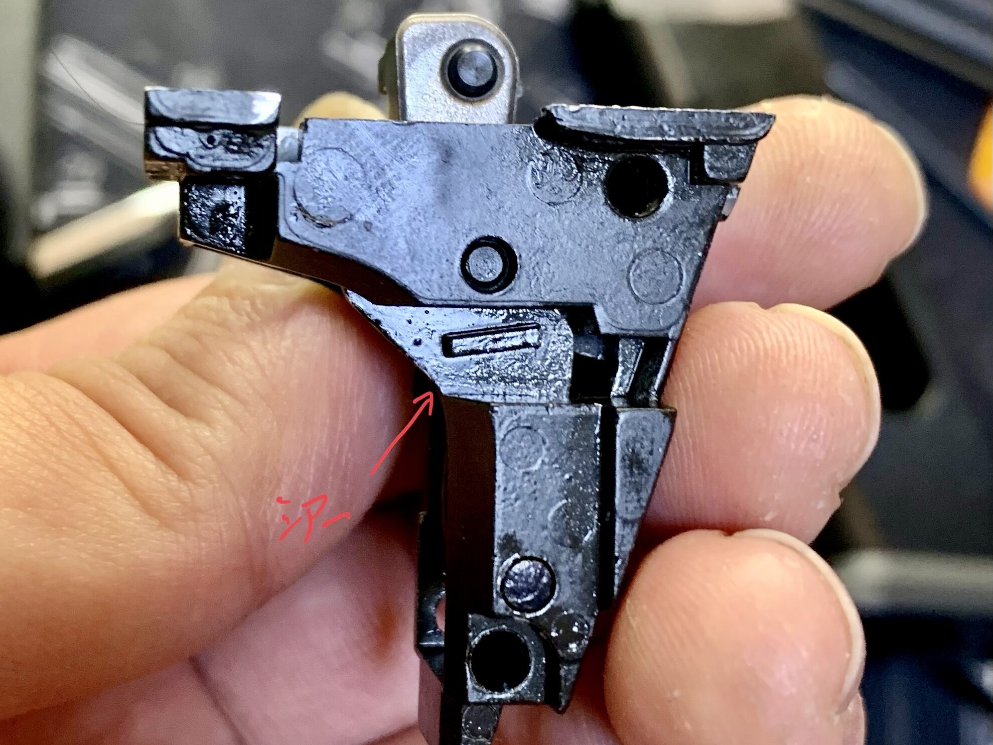 BATON BGー17(グロック17 GEN.5） CO2GBB ハンマーメカユニット　右側