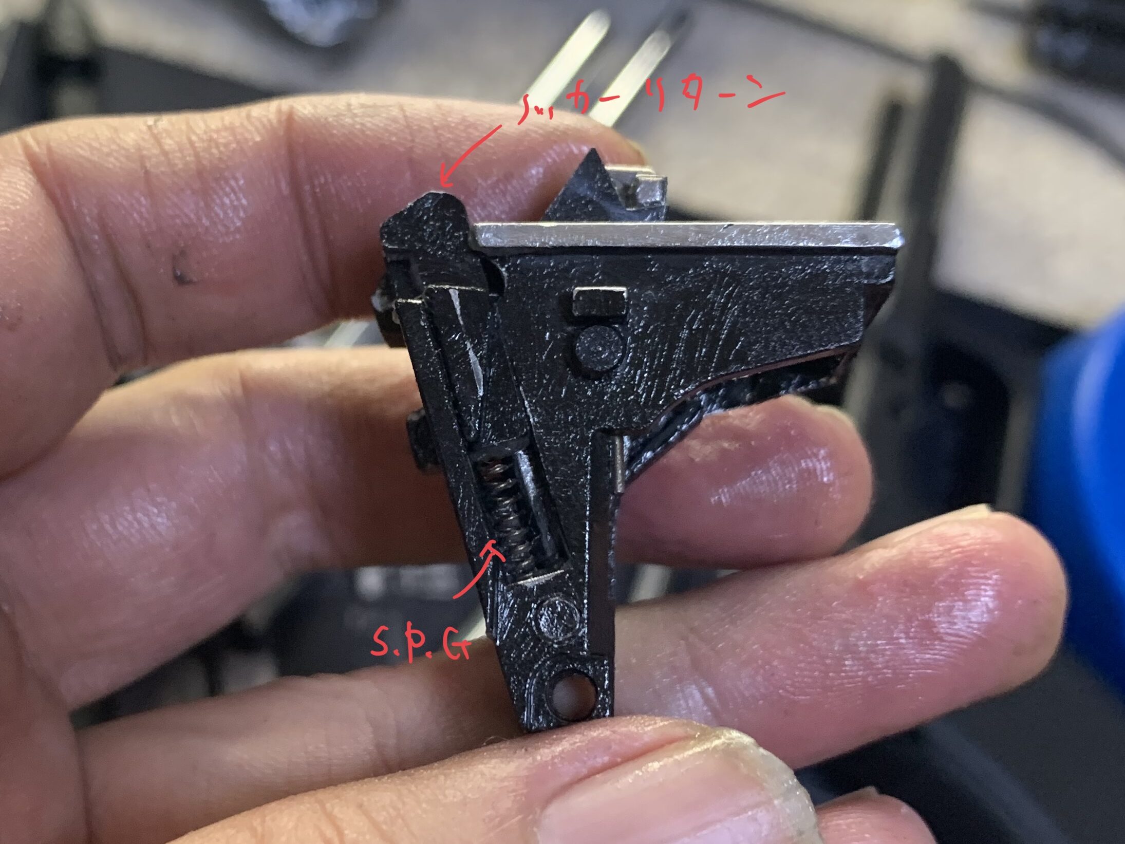 BATON BGー17(グロック17 GEN.5） CO2GBB ノッカーリターンの組み立て