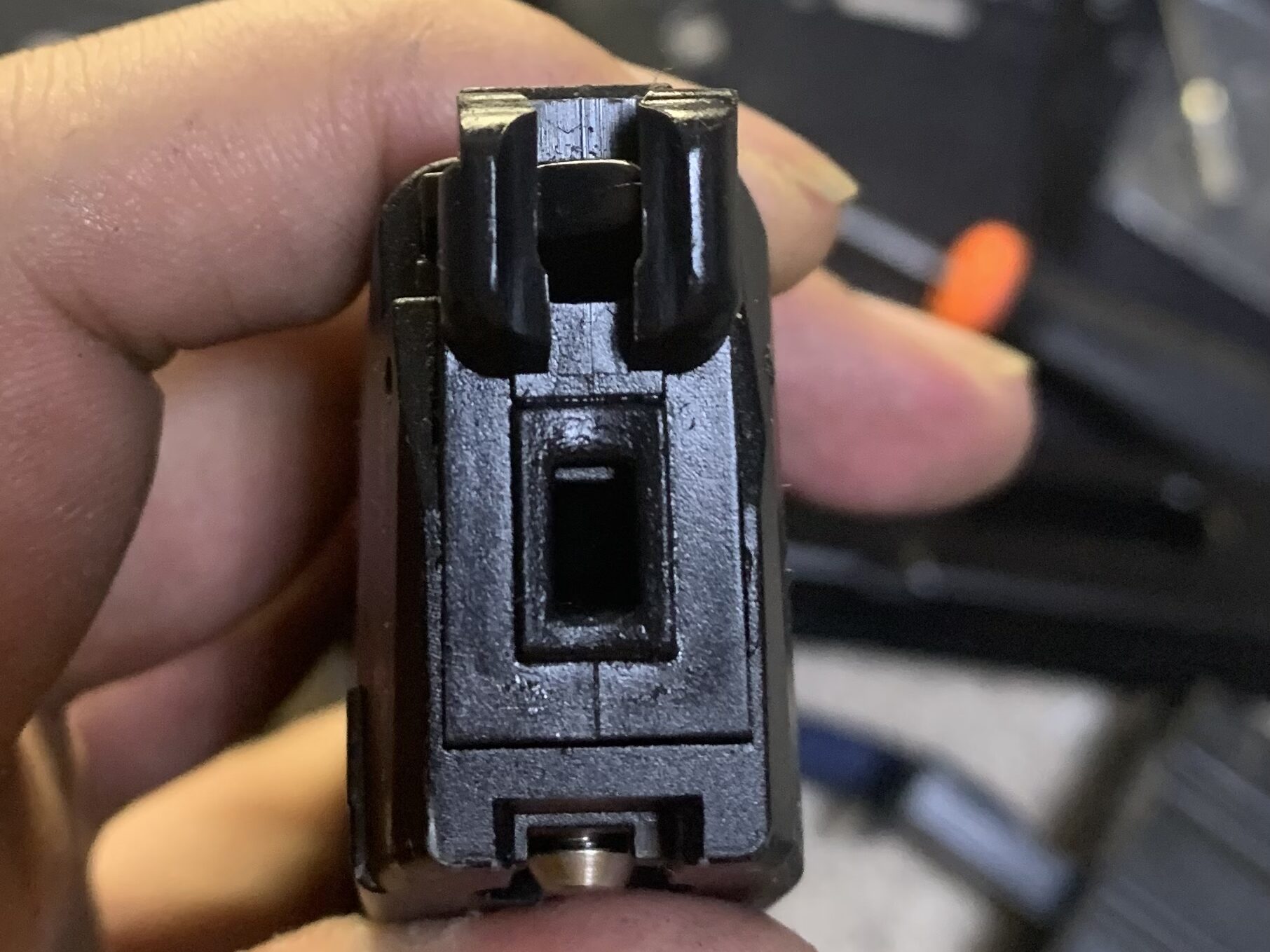 BATON BGー17(グロック17 GEN.5） CO2GBB マガジンカスタム完成