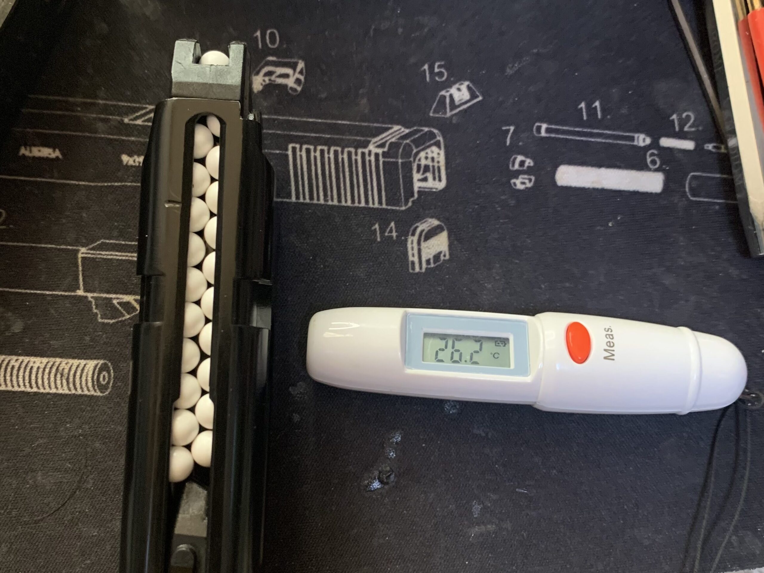 BATON BGー17(グロック17 GEN.5） CO2GBB カスタム　初速測定条件