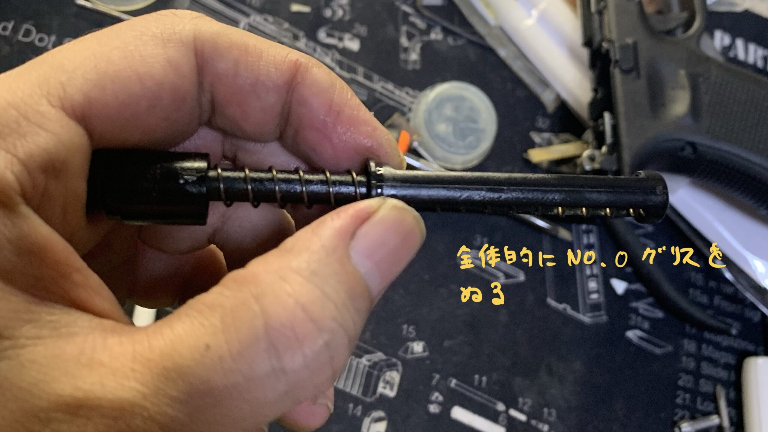 BATON BGー17(グロック17 GEN.5） CO2GBB リコイルスプリングの組み立て