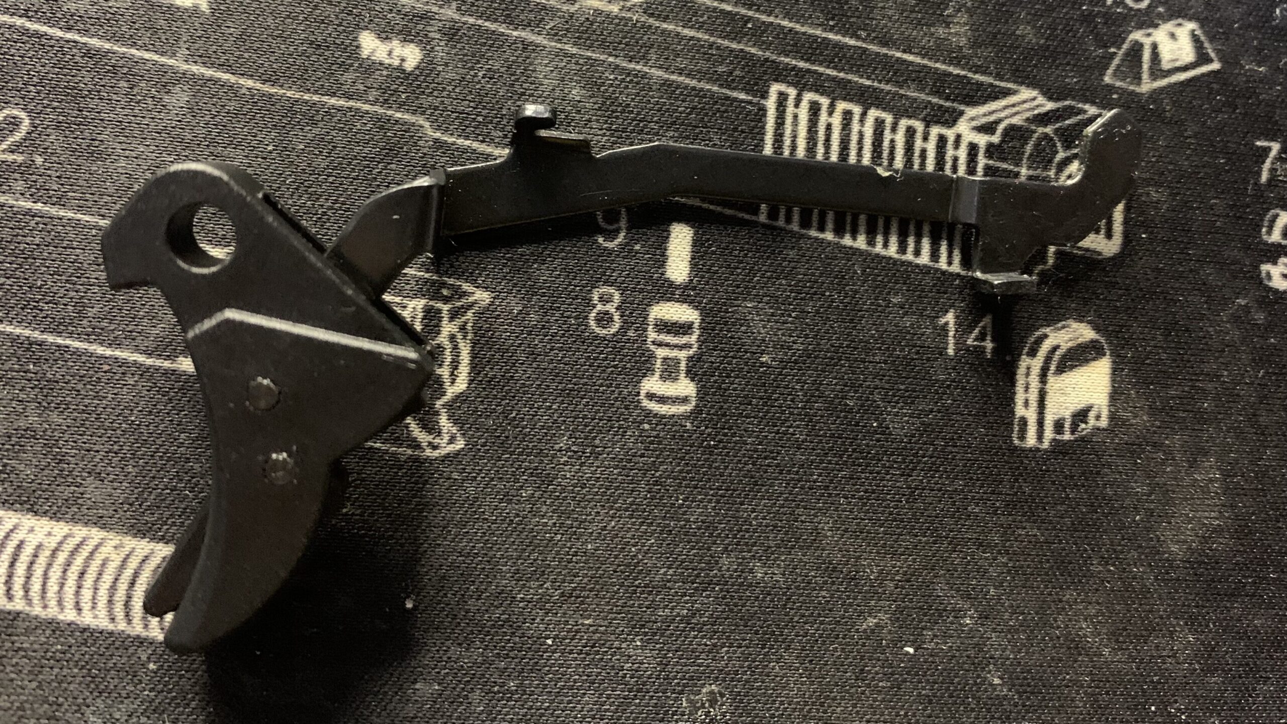 BATON BGー17(グロック17 GEN.5） CO2GBB トリガー関連部品