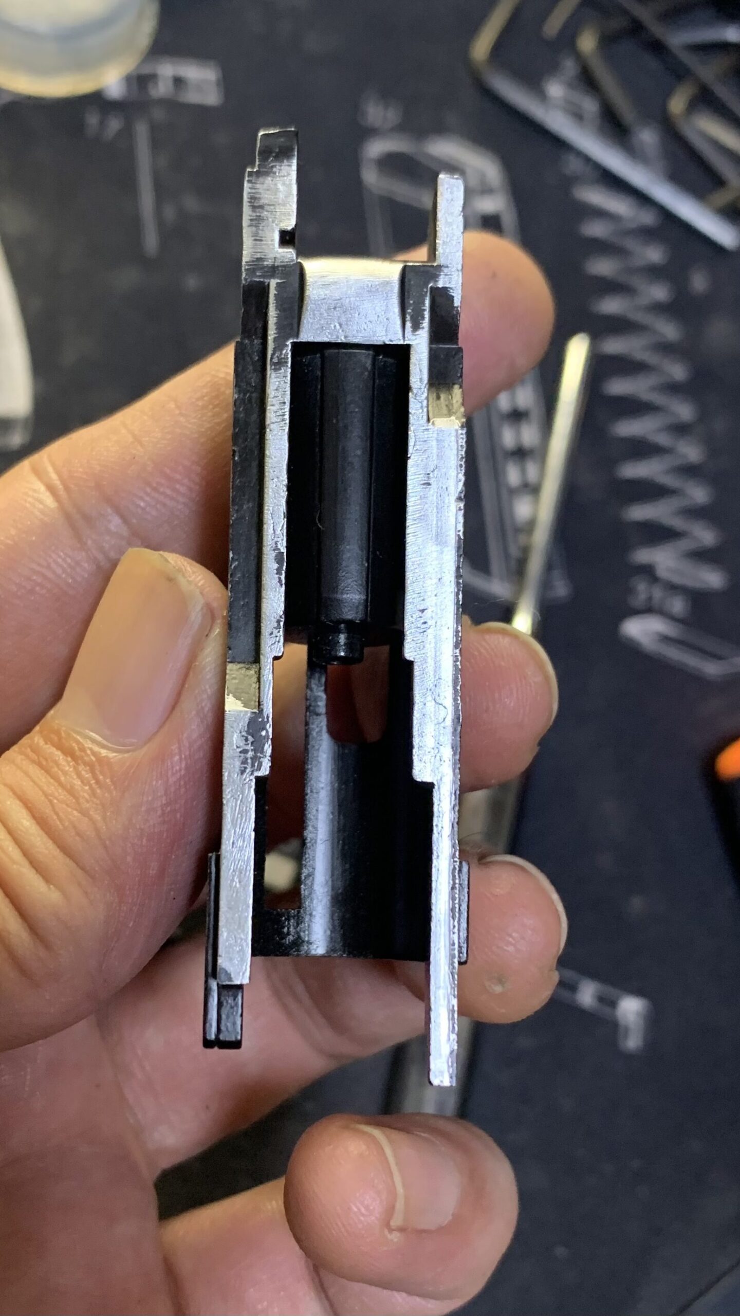 BATON BM-45 CO2GBB ブリーチ研磨後