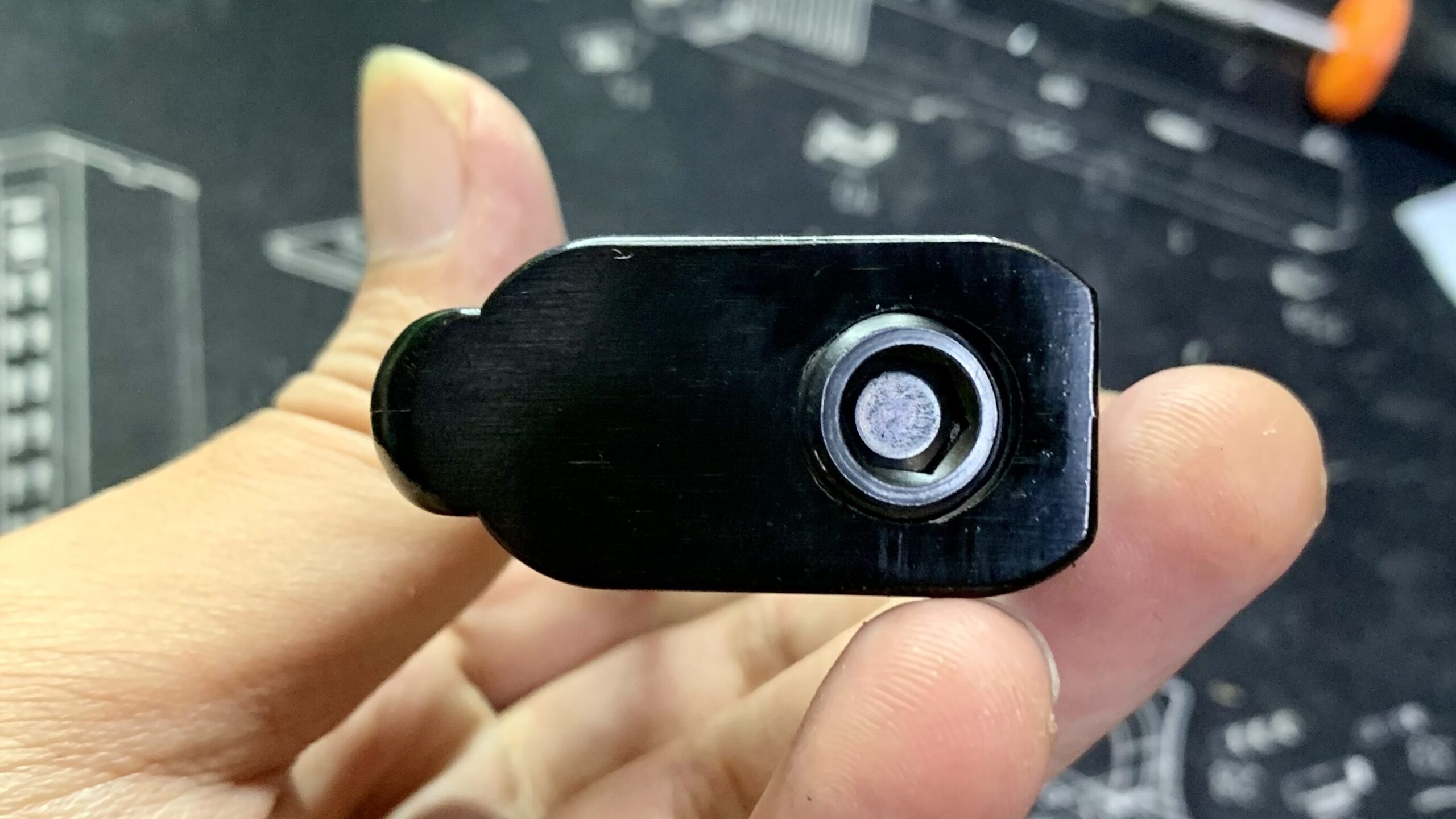 BATON BM-45 CO2GBB マガジン底部