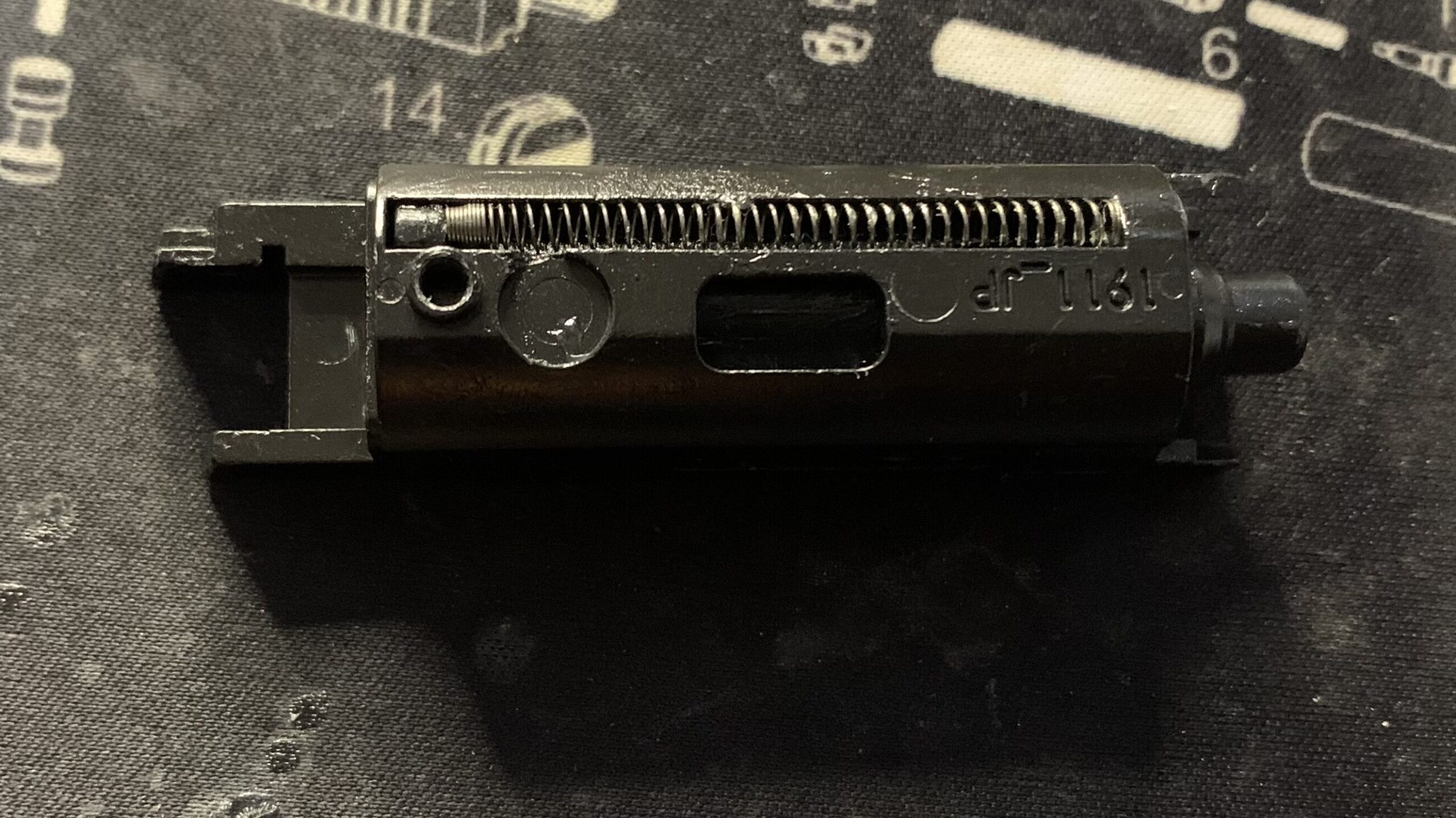 BATON BM-45 CO2GBB ノズルリターンスプリングの組み立て