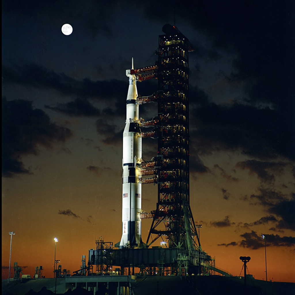 Apollo 4 Saturn V 出典:NASA,Public Domain