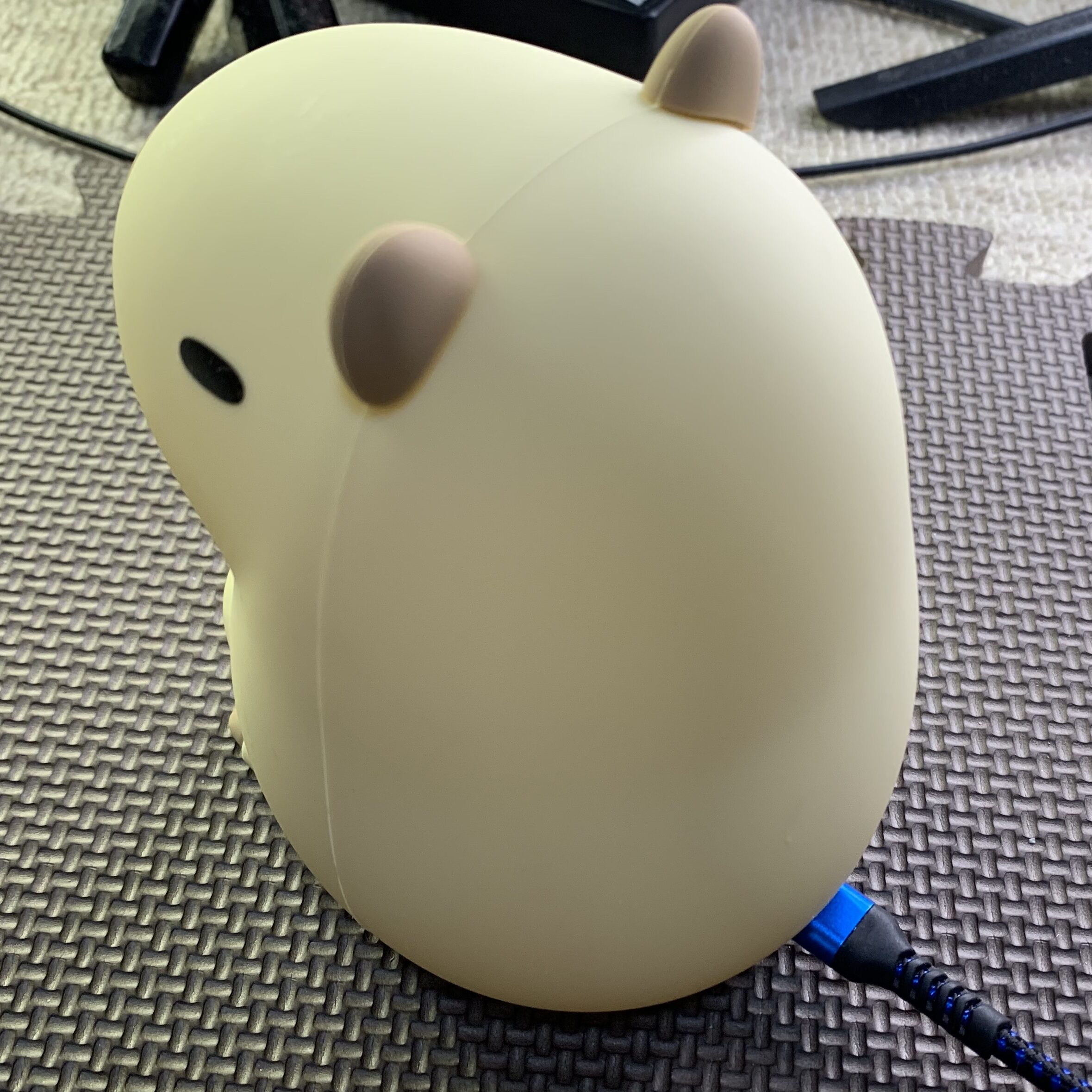 カピバラ ナイトライト 充電