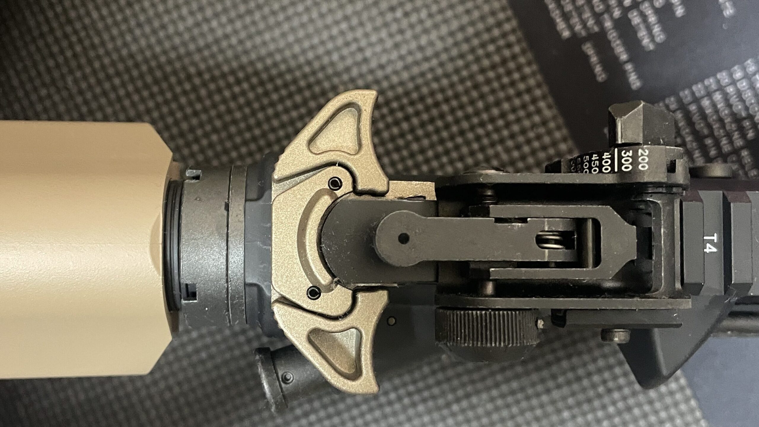 ガイズリー エアボーンチャージングハンドル レプリカ その2