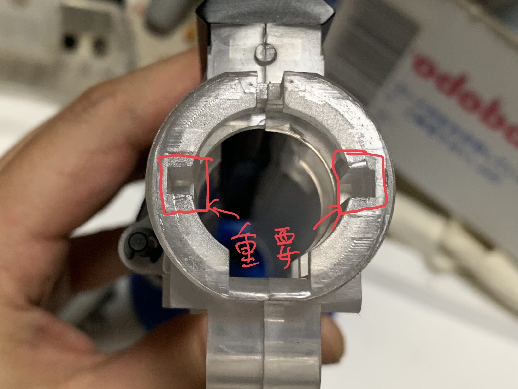 ICS スポーツライン　M4 CQB　 レシーバーのバレル位置決め溝