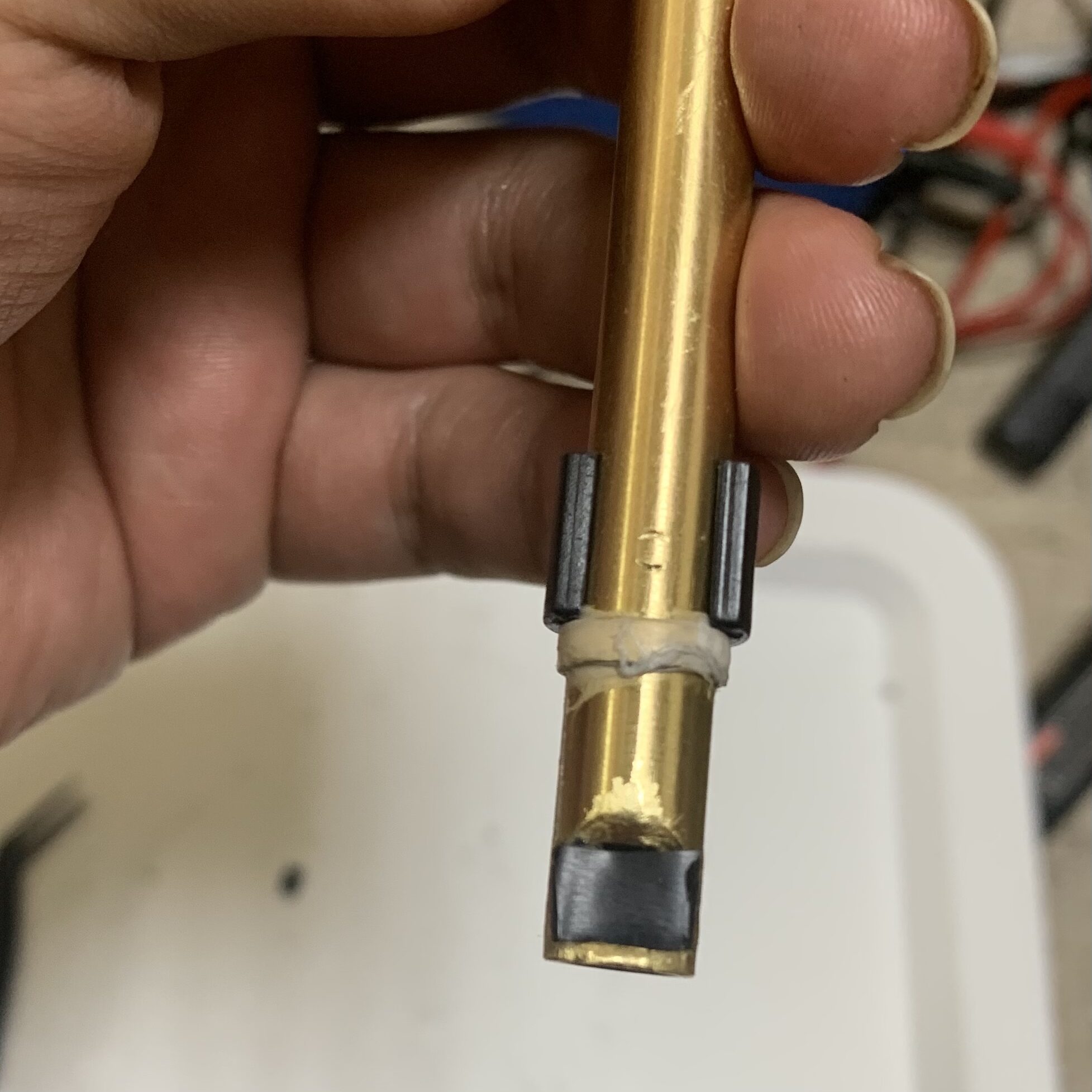 インナーバレルにスピンシートを貼る