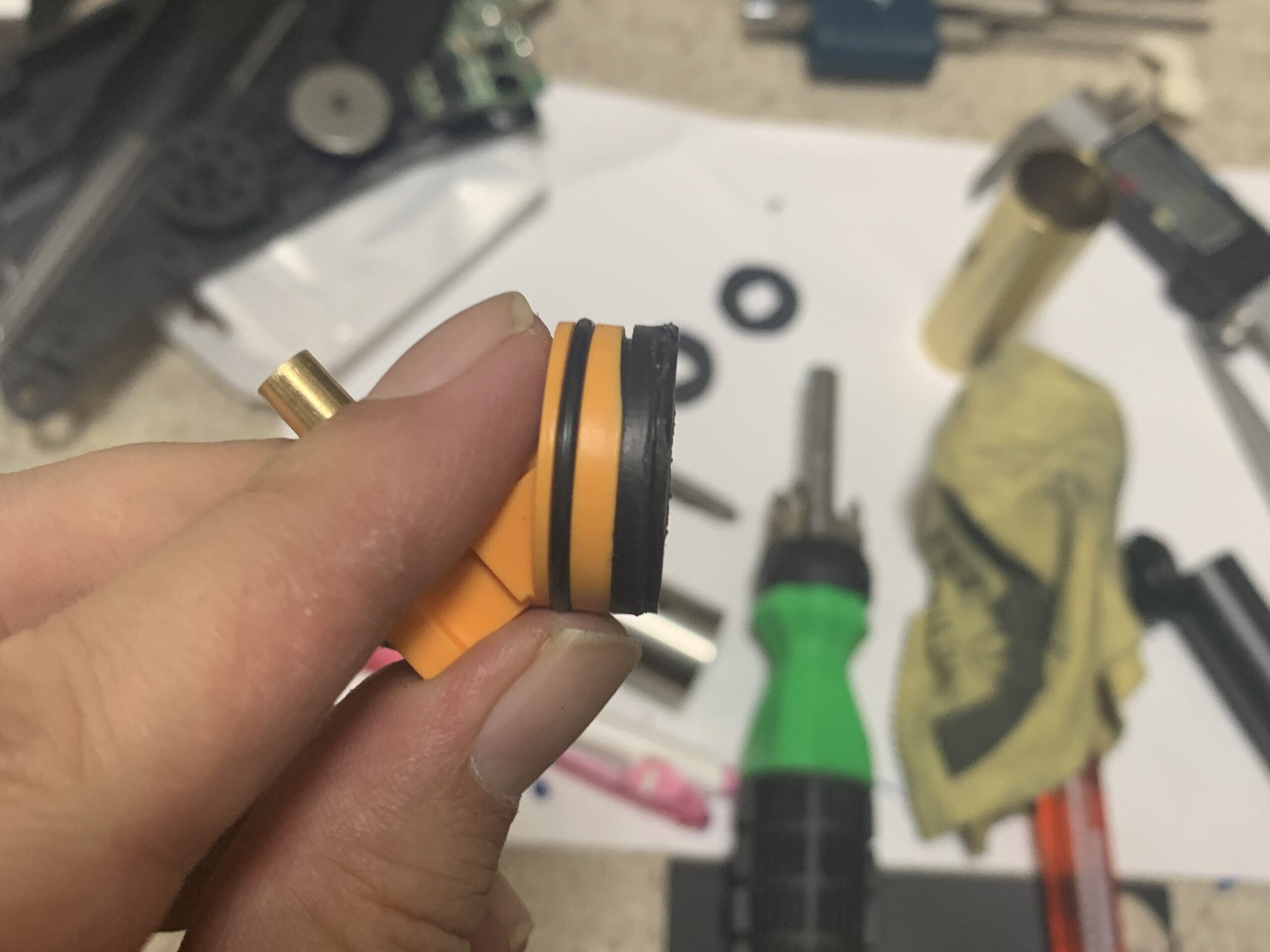 KRYTAC KRISS VECTOR シリンダヘッド　カスタム