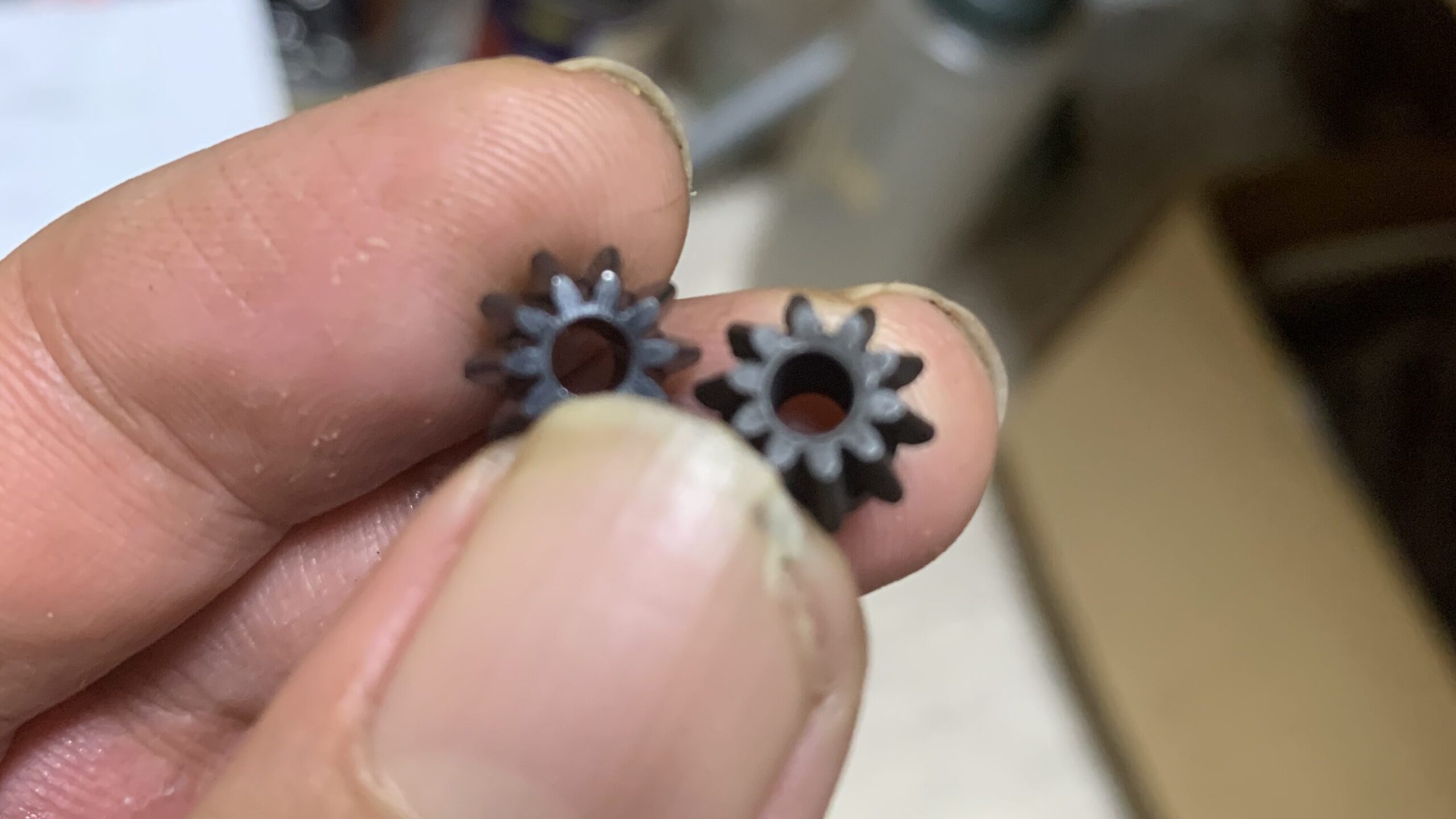 KRYTAC KRISS VECTOR ロネックスとライラクス　ピニオン比較