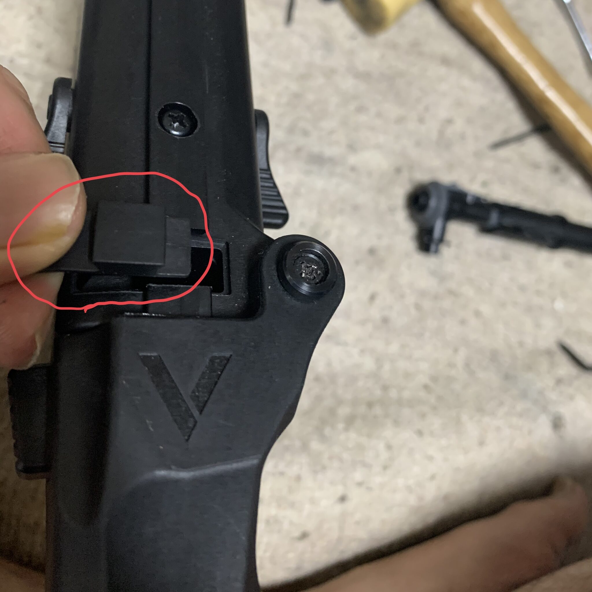 KRYTAC KRISS VECTOR 謎のパーツ