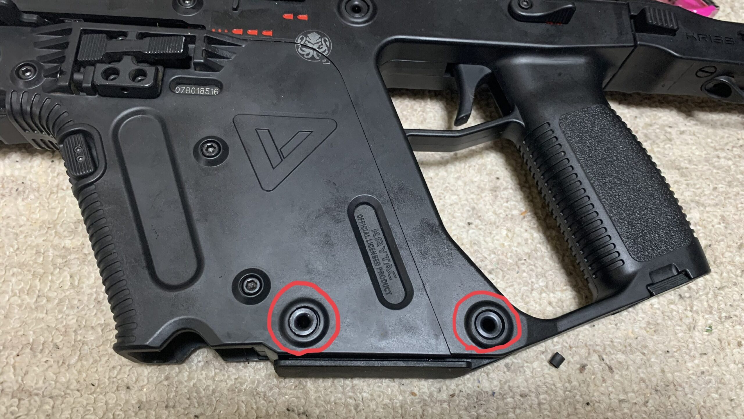 KRYTAC KRISS VECTOR スプリングガイドピン　左側