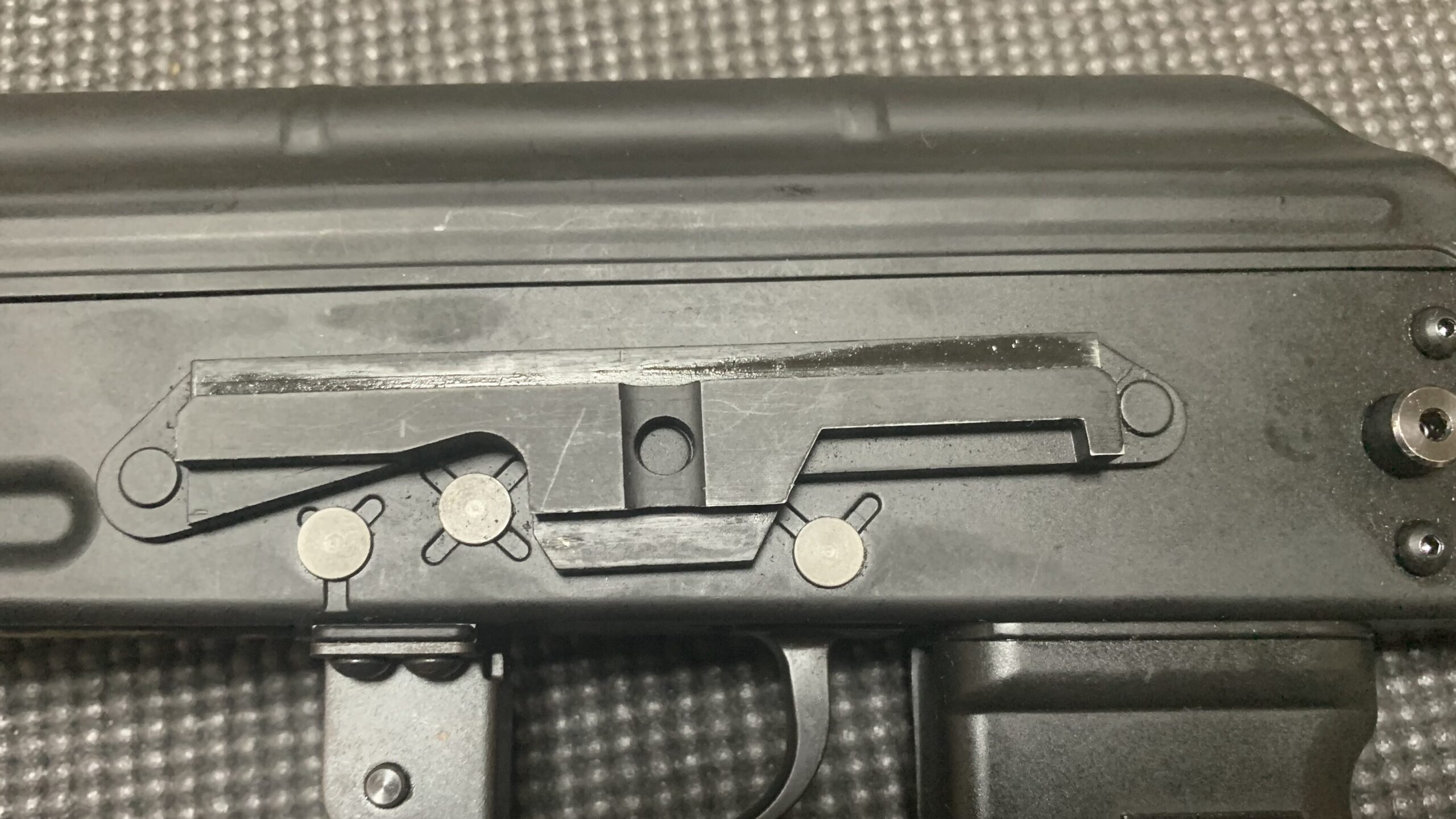 KSC AK74M system7two レシーバー左側面