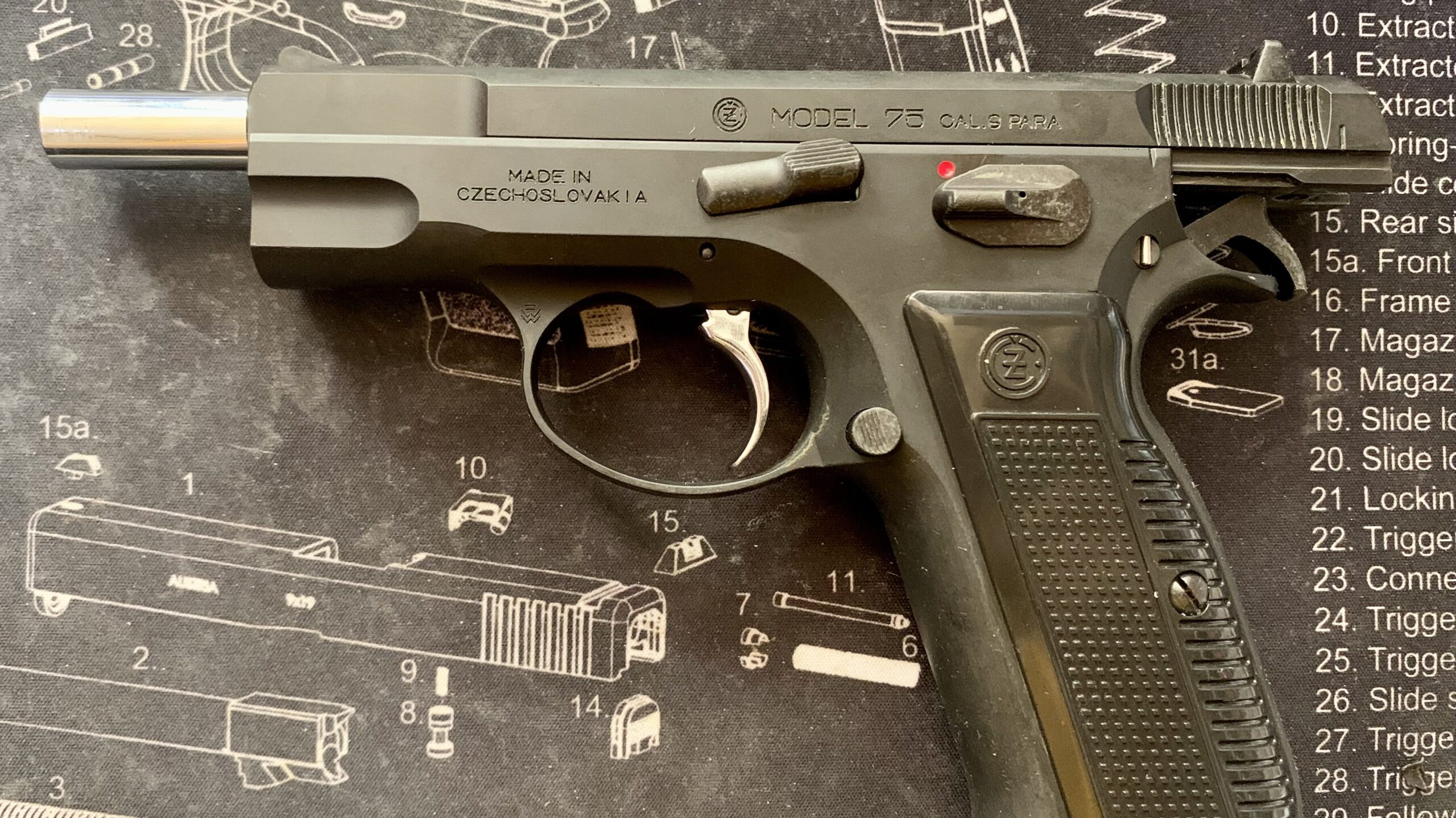  KSC CZ75 2nd HW system7 ホールドオープン　左側面