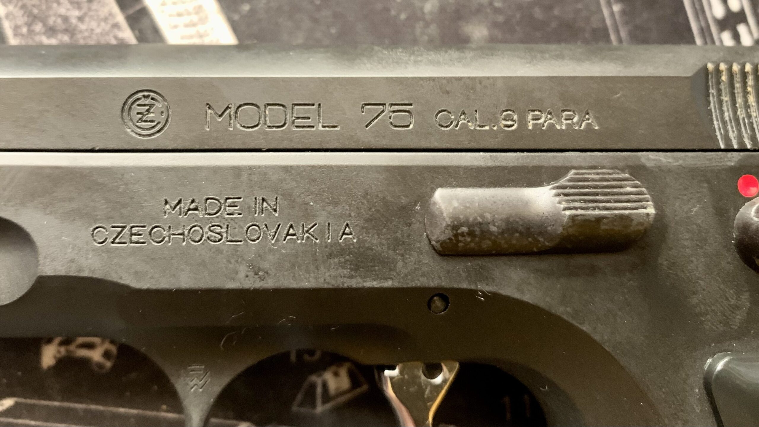  KSC CZ75 2nd HW system7 スライド中央部刻印