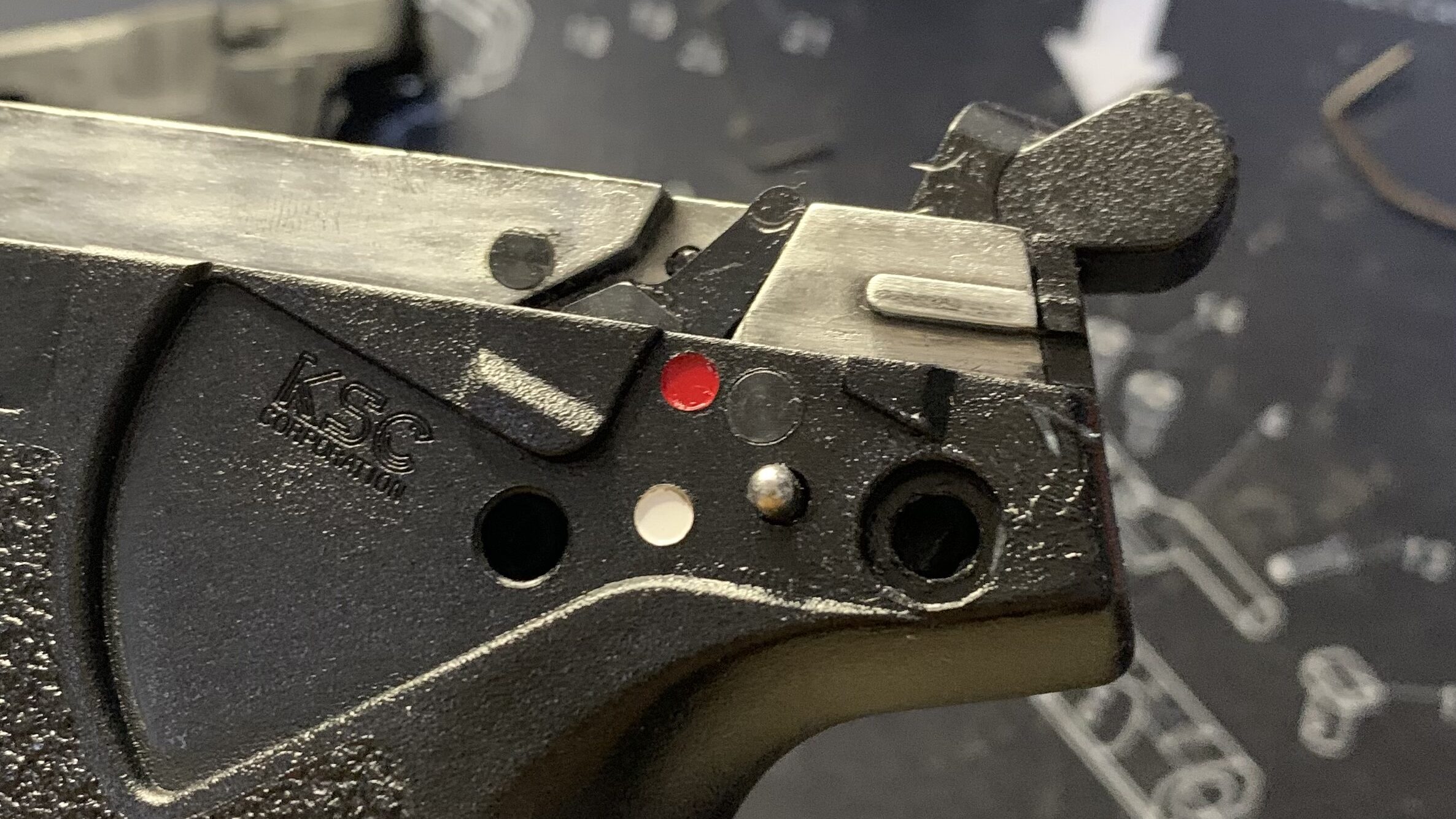 KSC MK23 ソーコムピストル　CO2 ABS ボールとスプリング取り付け位置