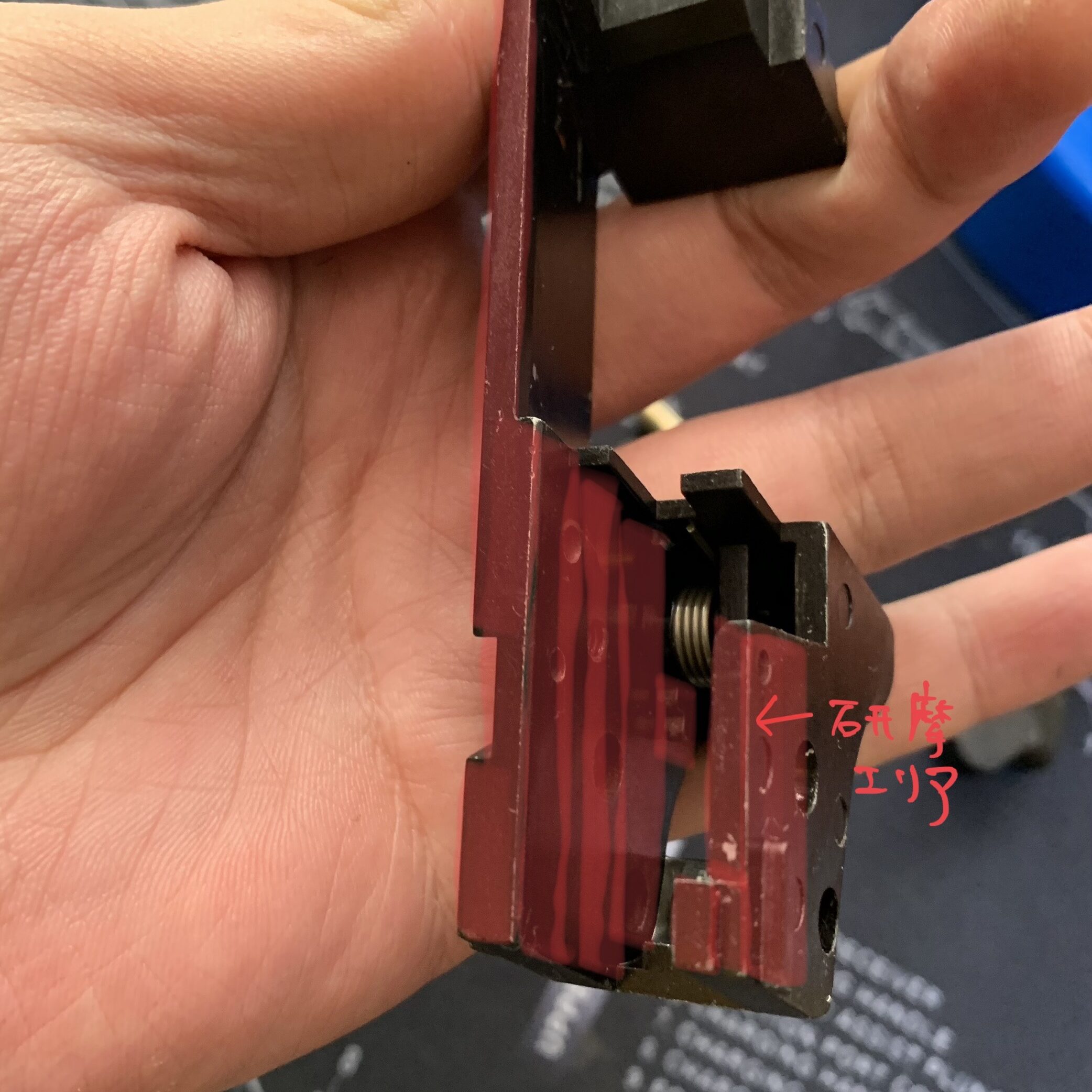 KSC MK23 ソーコムピストル　CO2 ABS ハンマーメカシャーシ　研磨箇所3