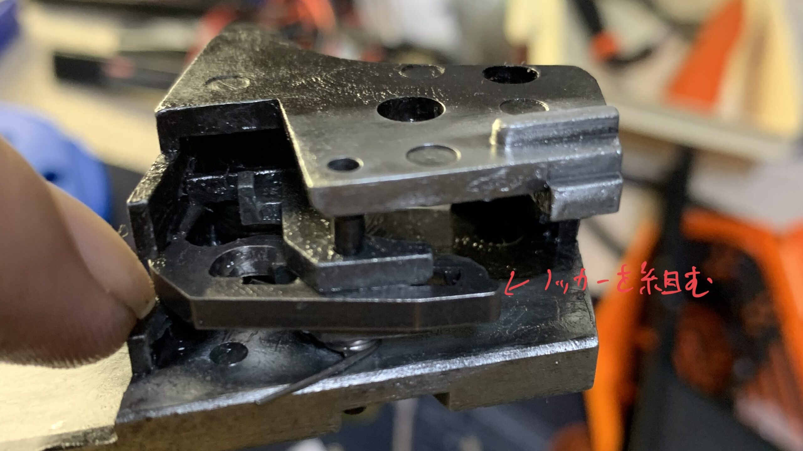 KSC MK23 ソーコムピストル　CO2 ABS ノッカーを組む