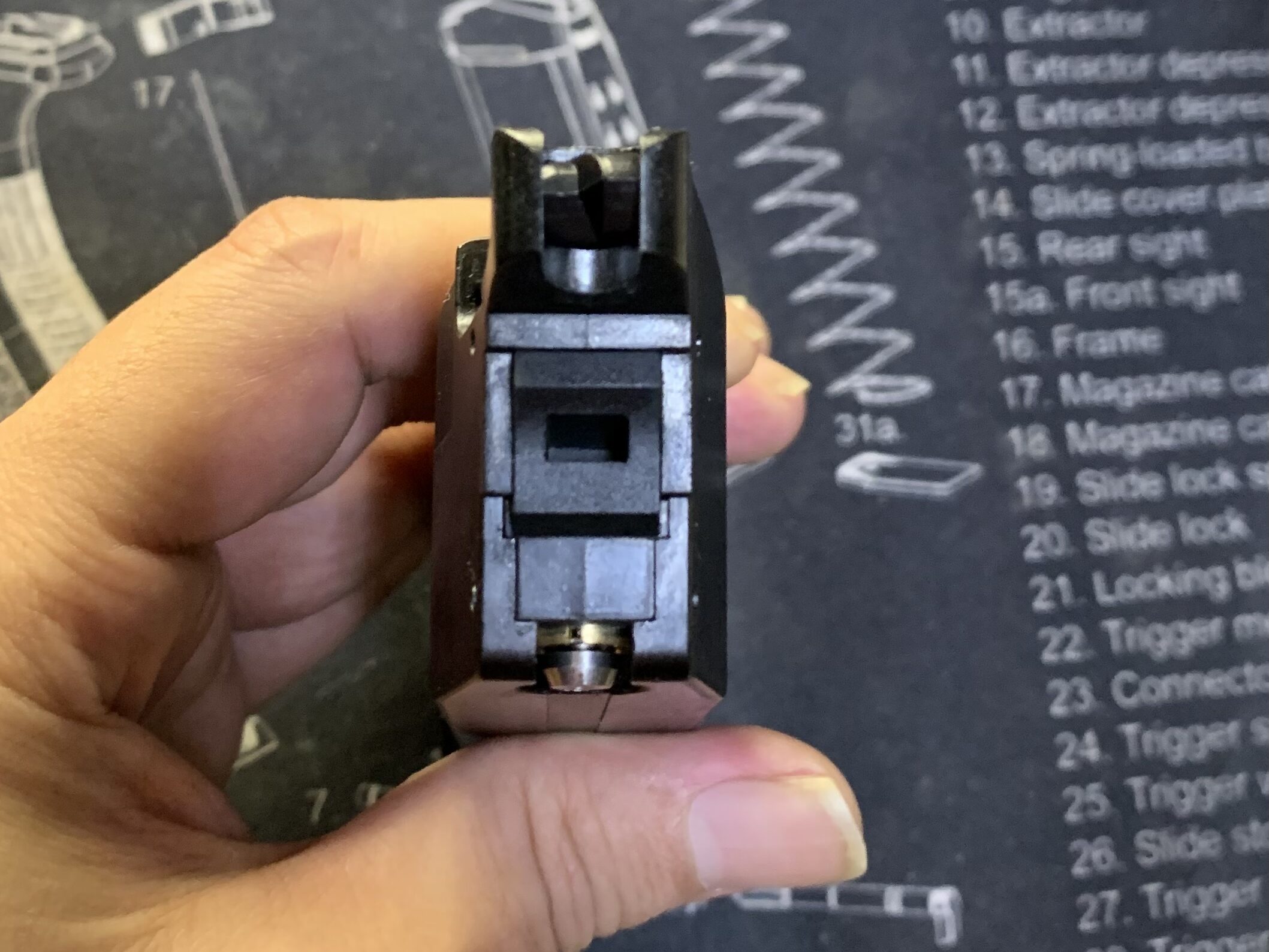 KSC MK23 ソーコムピストル　CO2 ABS マガジンリップ