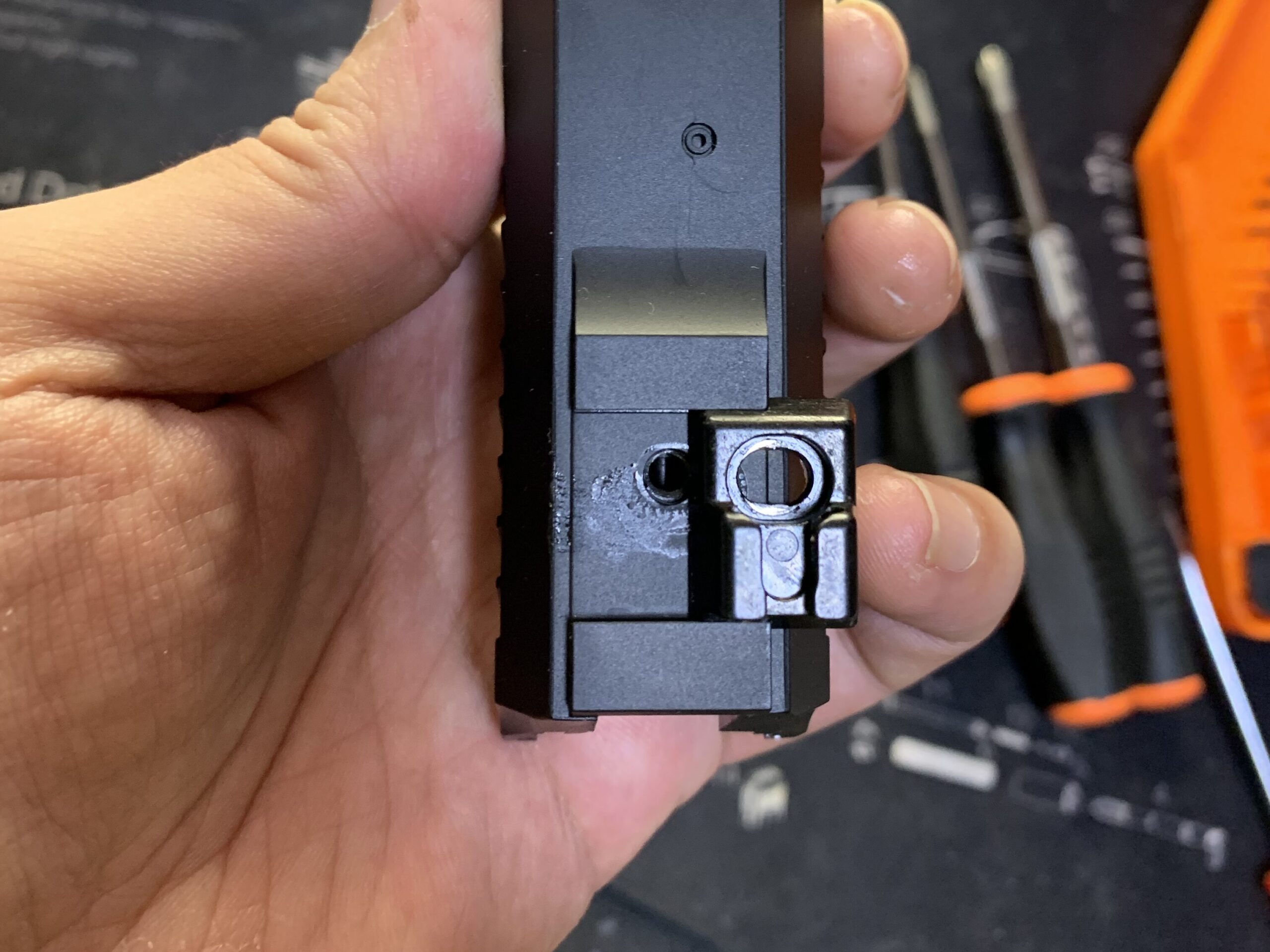 KSC MK23 ソーコムピストル　CO2 ABS リアサイトを外す