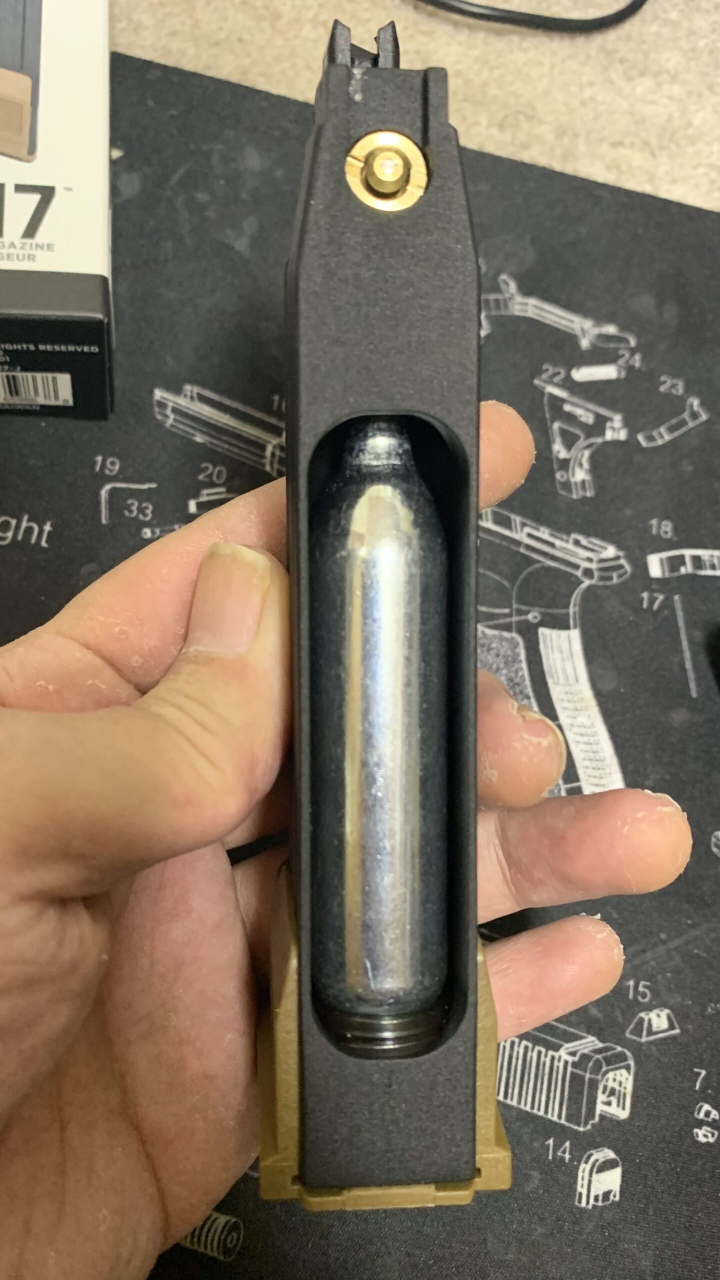 laylaxm17 ボンベが付いたマガジン