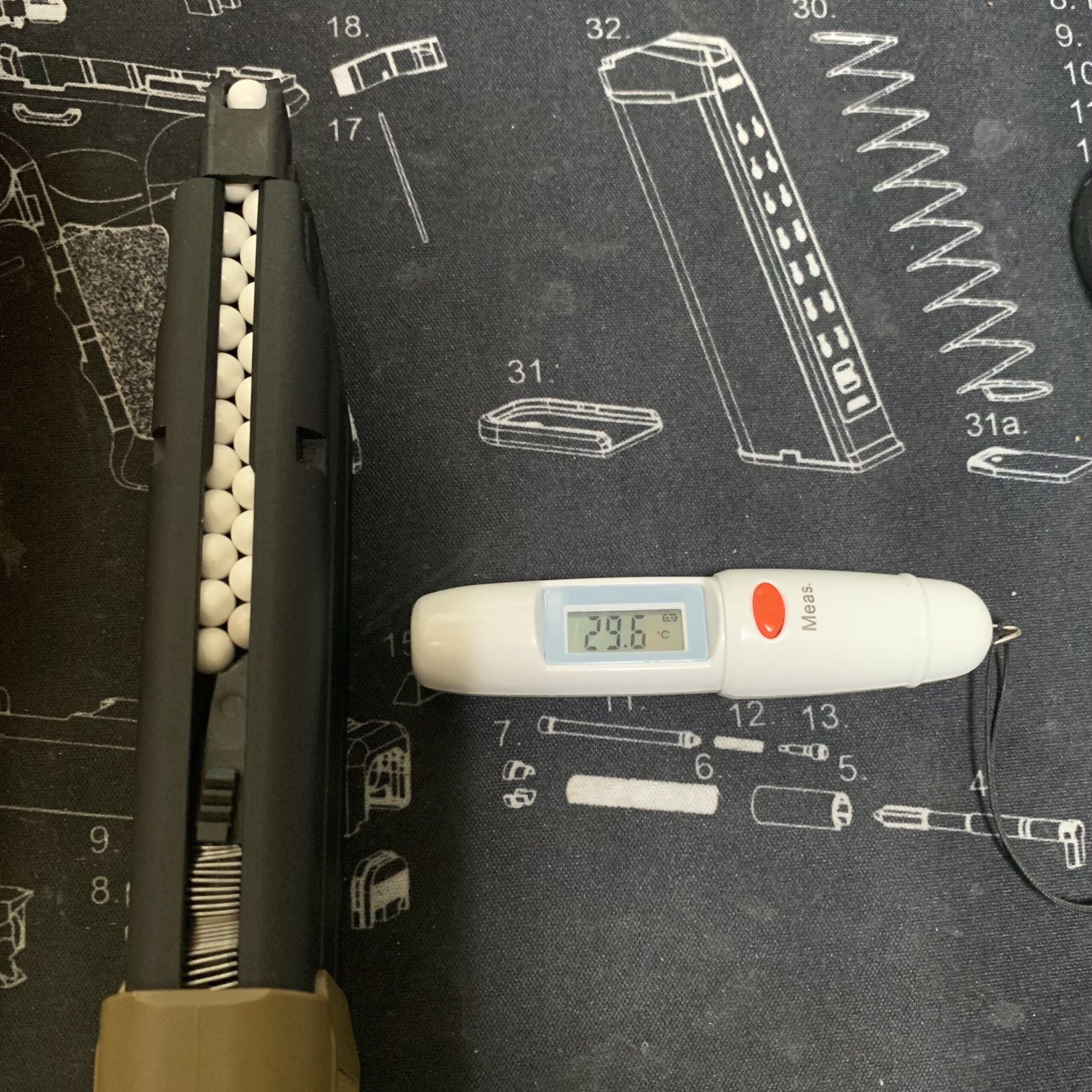 laylaxm17 実射性能確認のマガジン温度