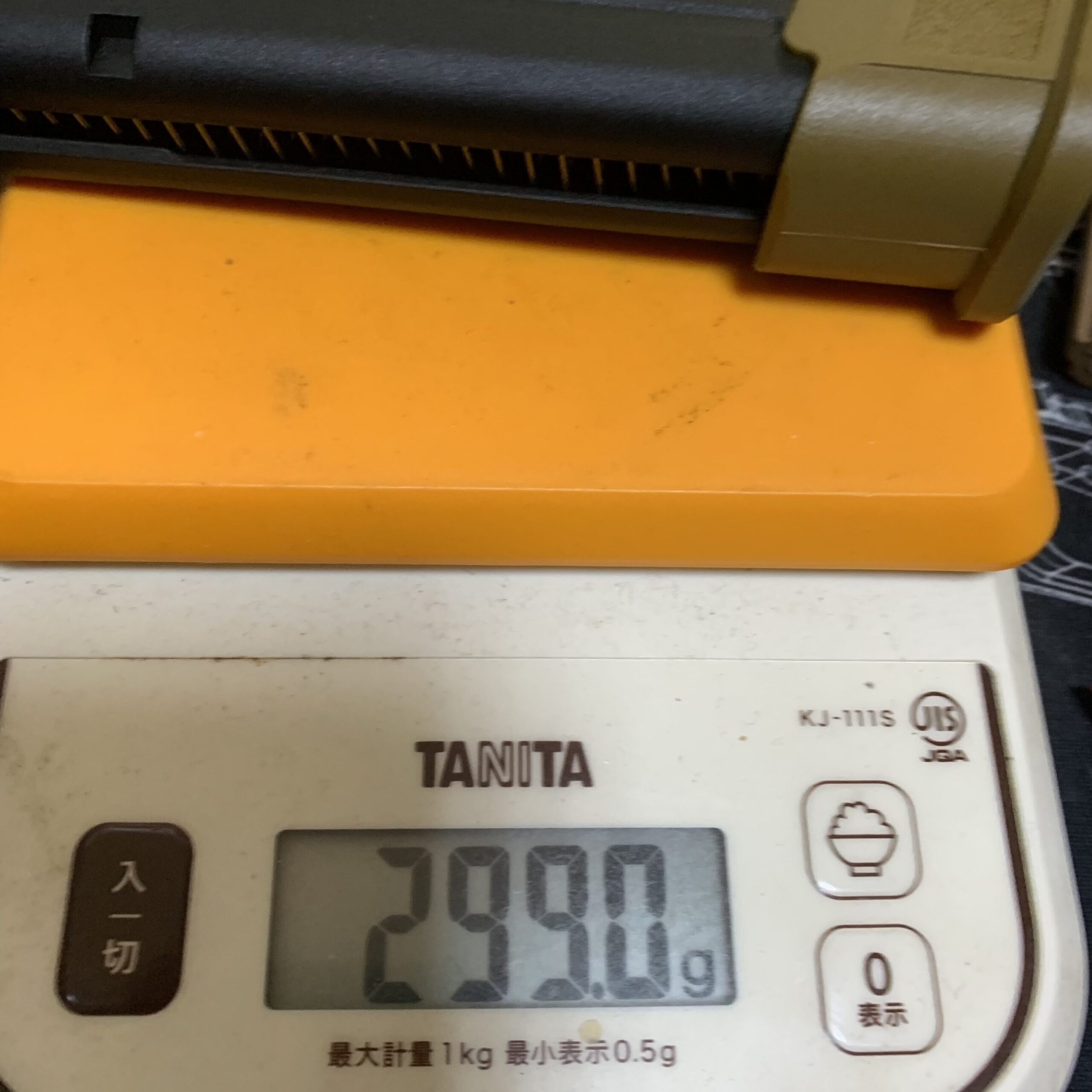 laylaxm17 1マグ撃ち切りのマガジン重量