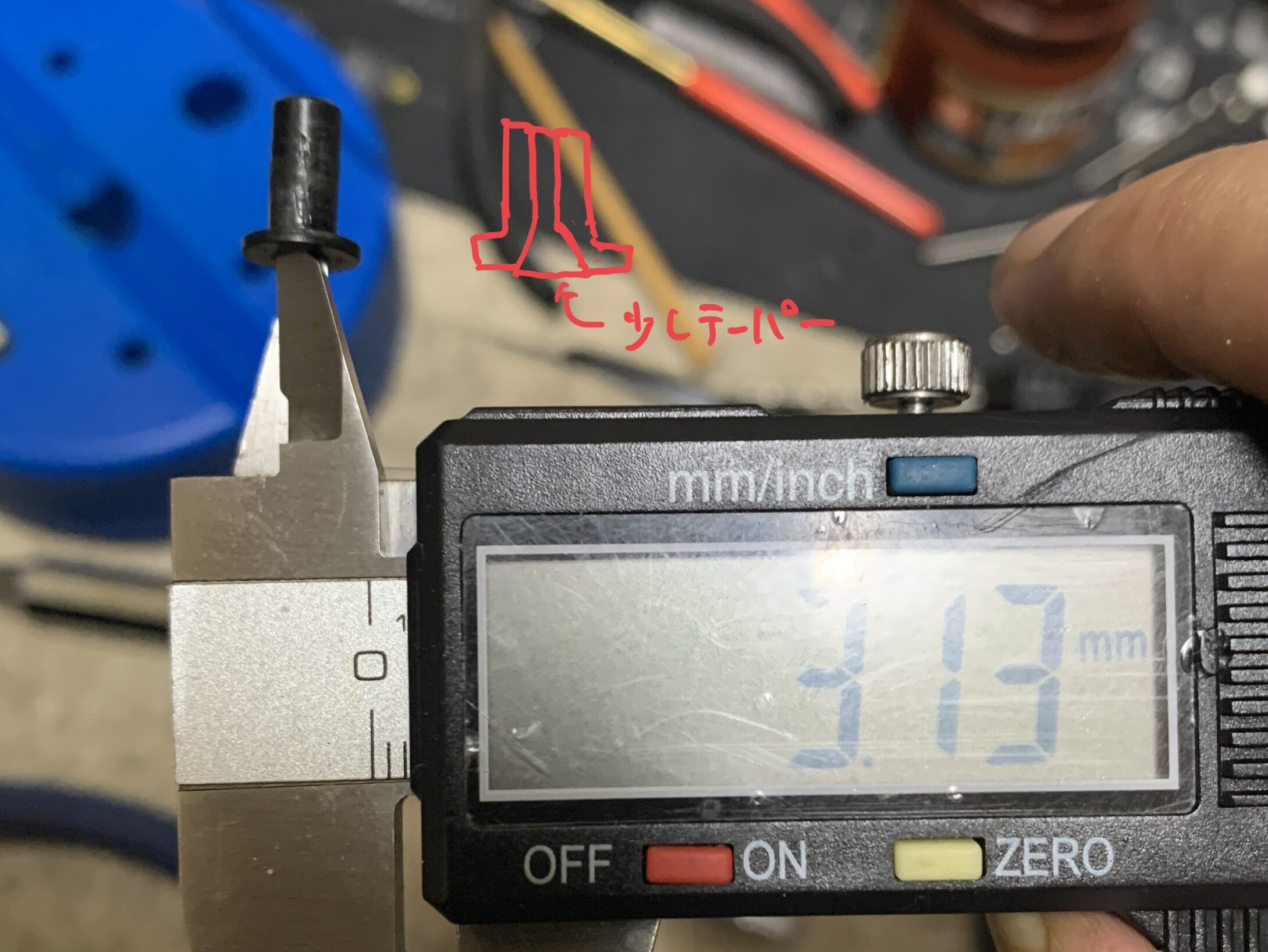 laylaxm17 加工後のオリフィスの後穴の径