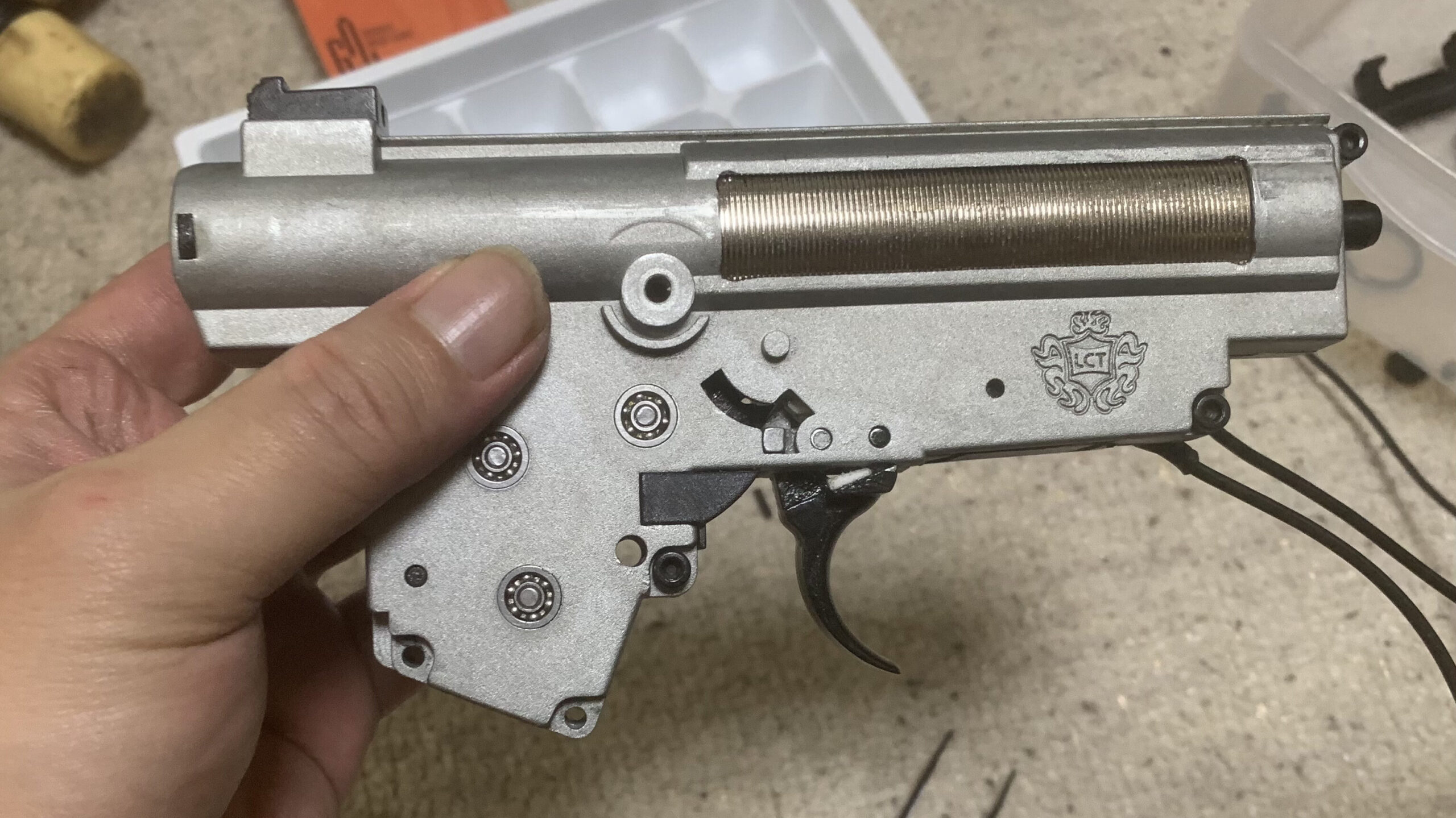 LCT AK74 NV メカボックス組み立てのコツ2