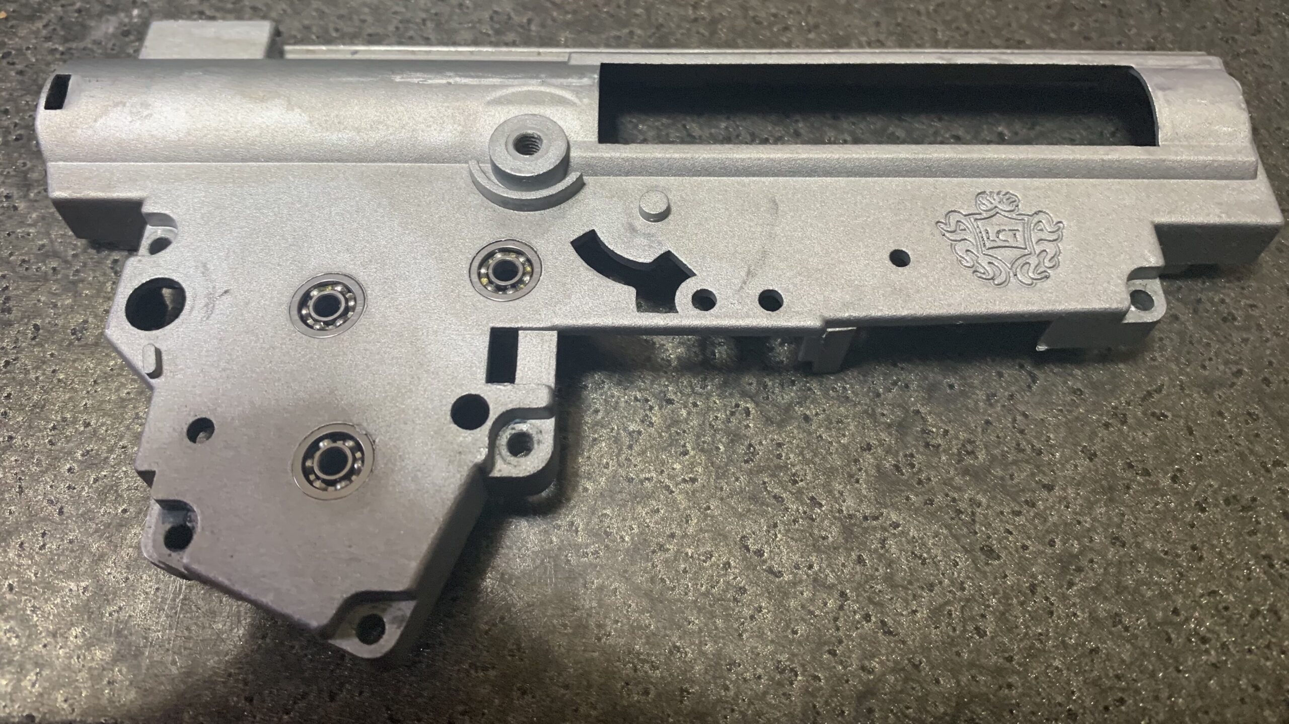 LCT AK74 NV メカボックス　右ケース　表